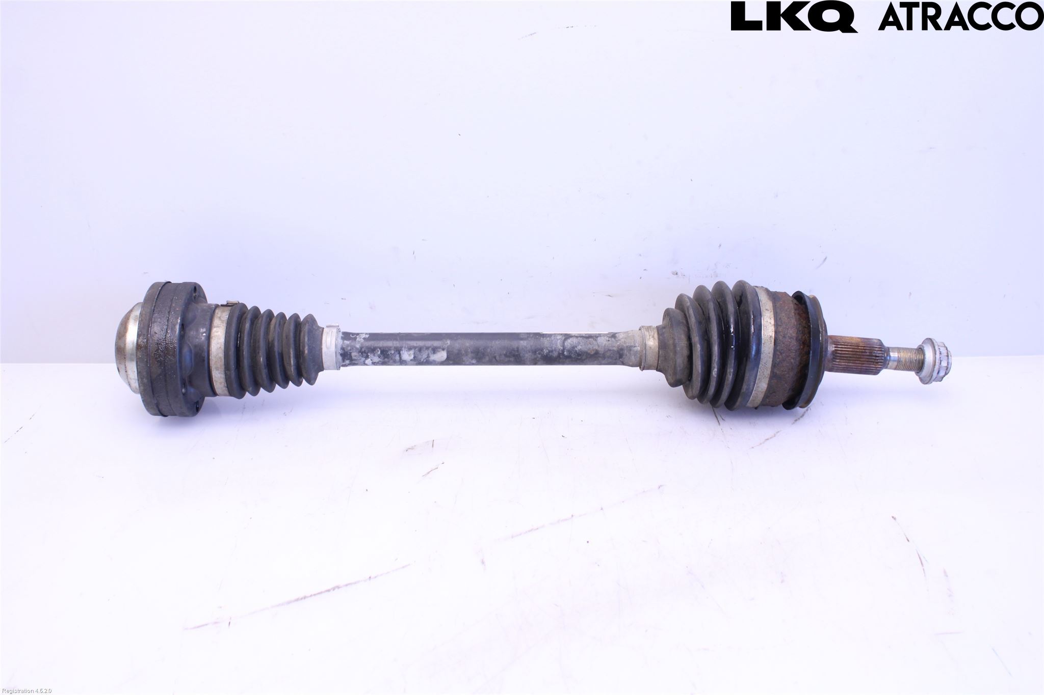 Volkswagen VW TRANSP/CARAVELLE (T5) 04-15 Drivaksel Foran Kompl Venstre