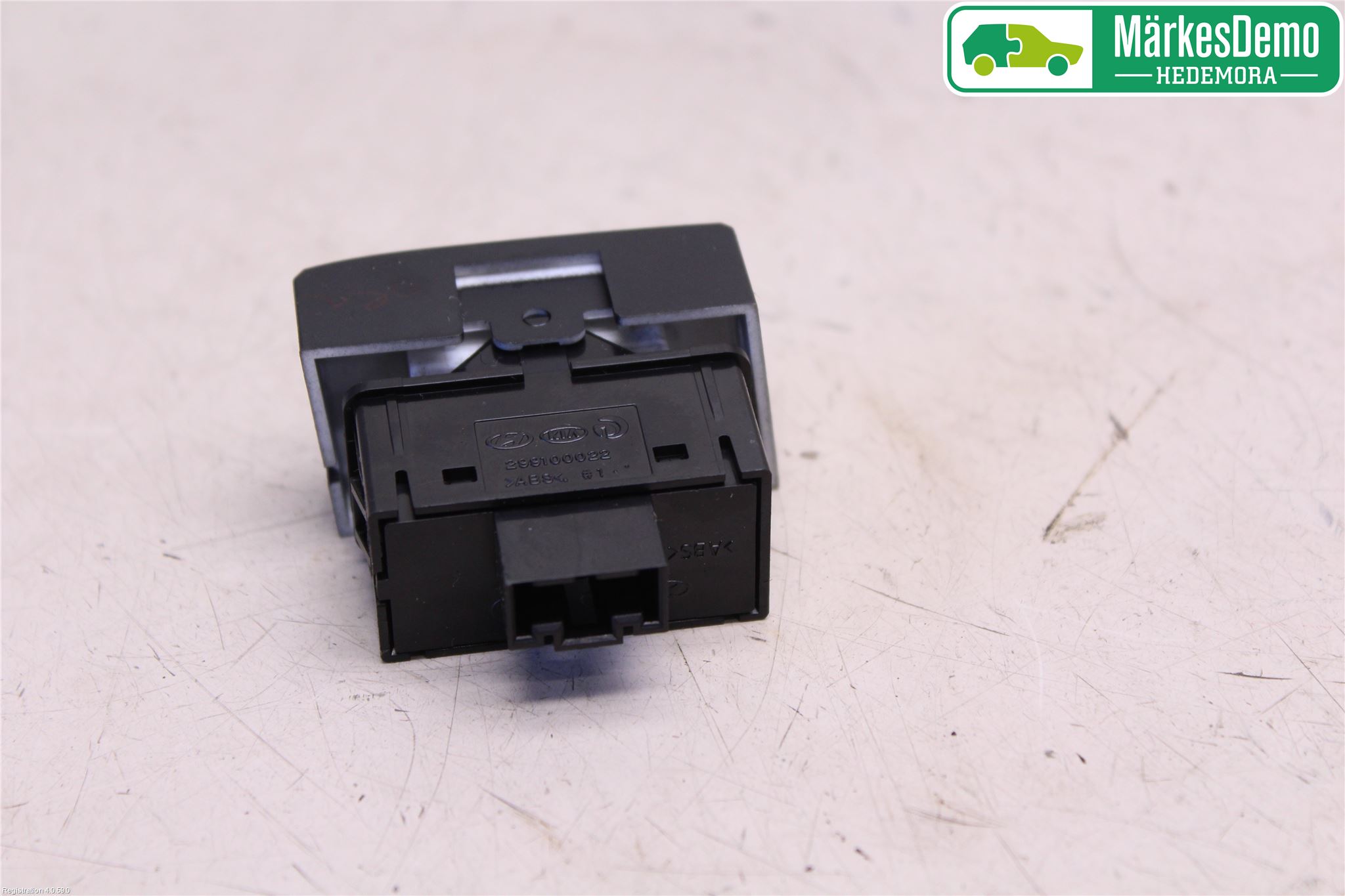 Hyundai i10 BA 17-20 Bryter Dashbord Lys Dimming