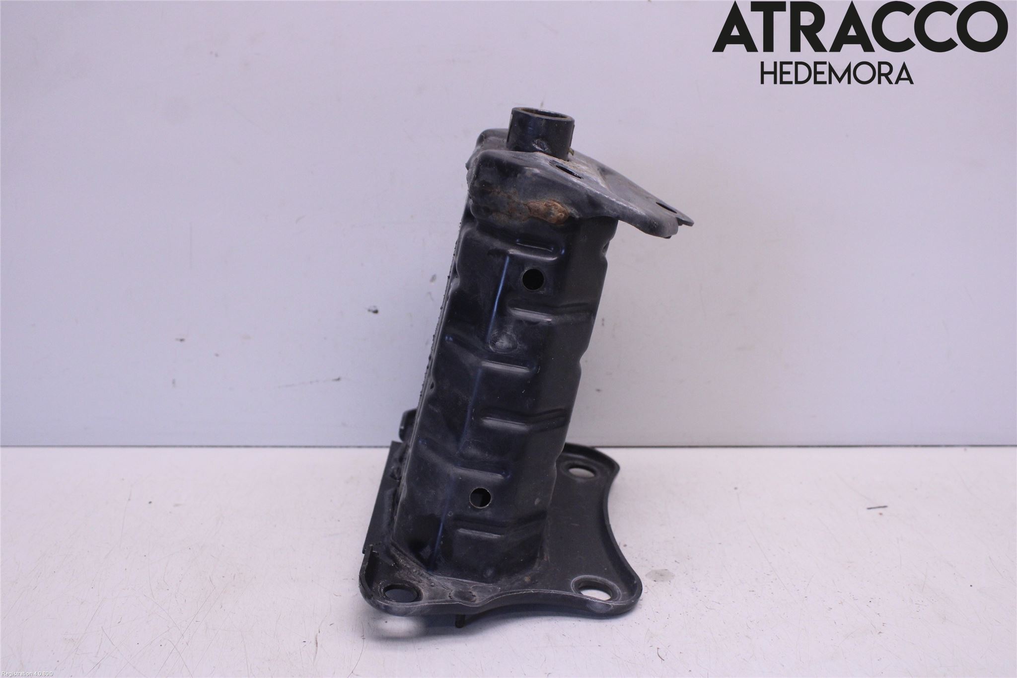 Lexus IS 220d/250/350 06-13 Støtfanger Foran Feste
