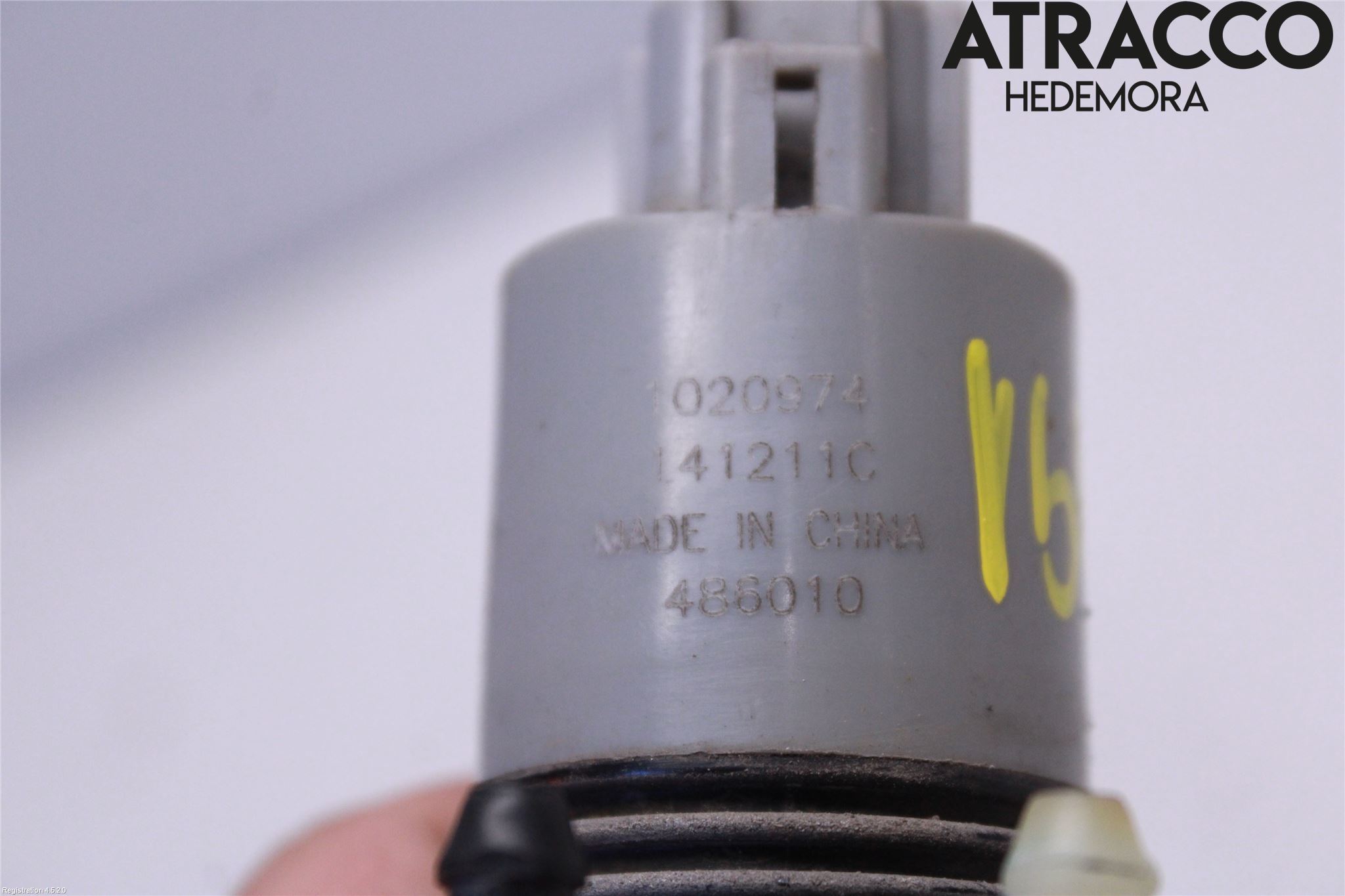 Toyota AURIS 13-19 Spylerpumpe Frontrute