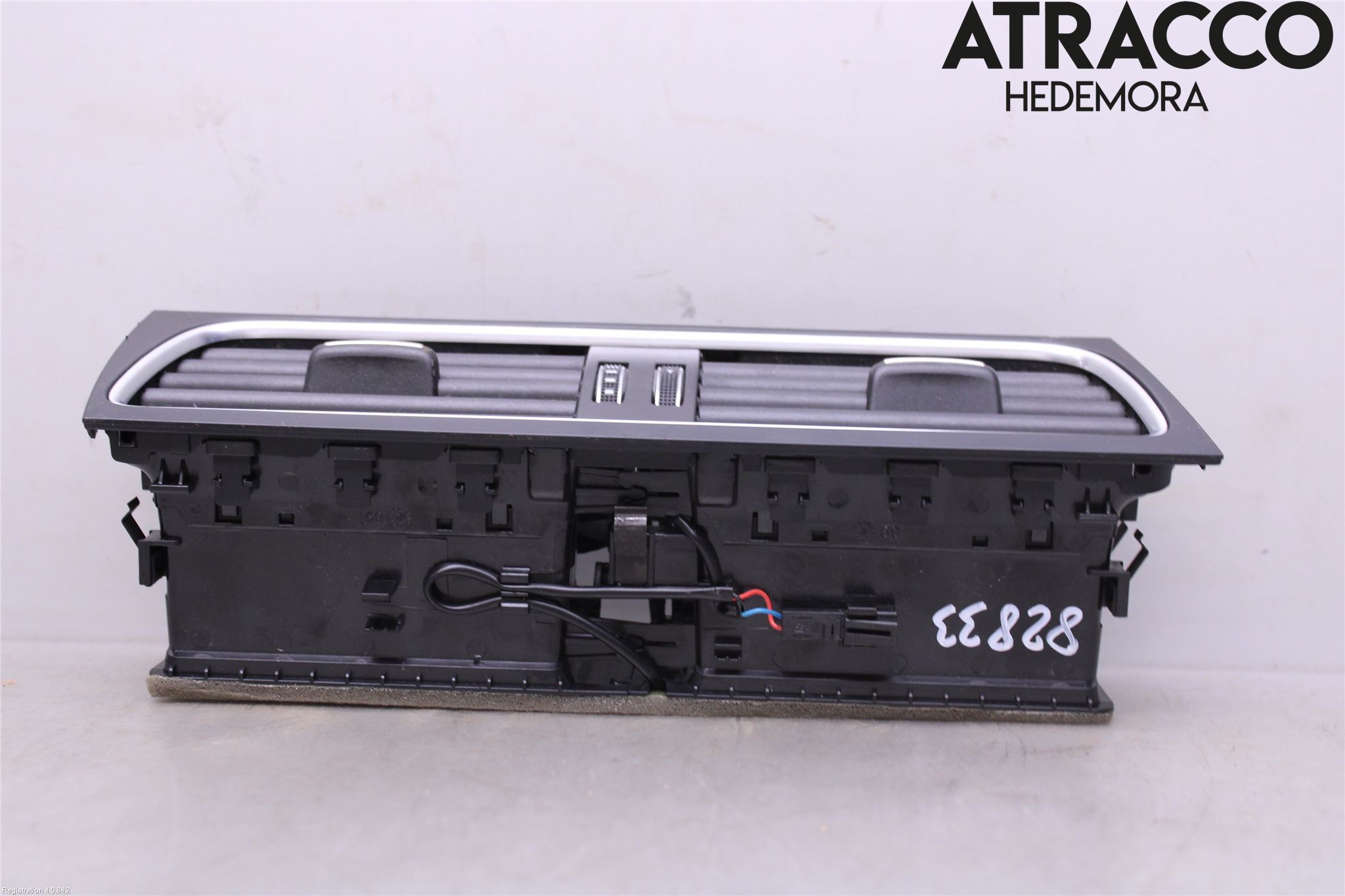 Audi A4 ALLROAD 09-16 Dashbord Kanal - Dyse