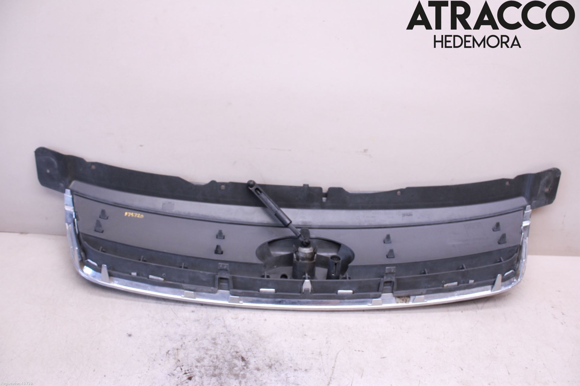 Ford KUGA 08-12 Grill Komplett
