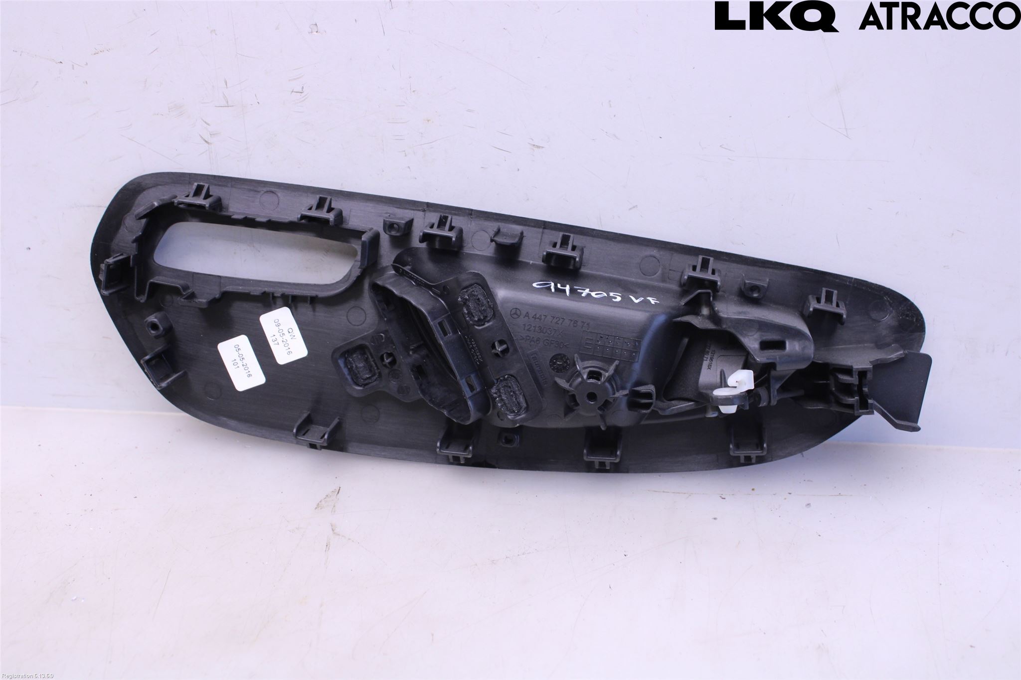 Mercedes-Benz MB VITO/V-KLASS (W640,W447,W448) 14- Innr Dørhandtak V Indre