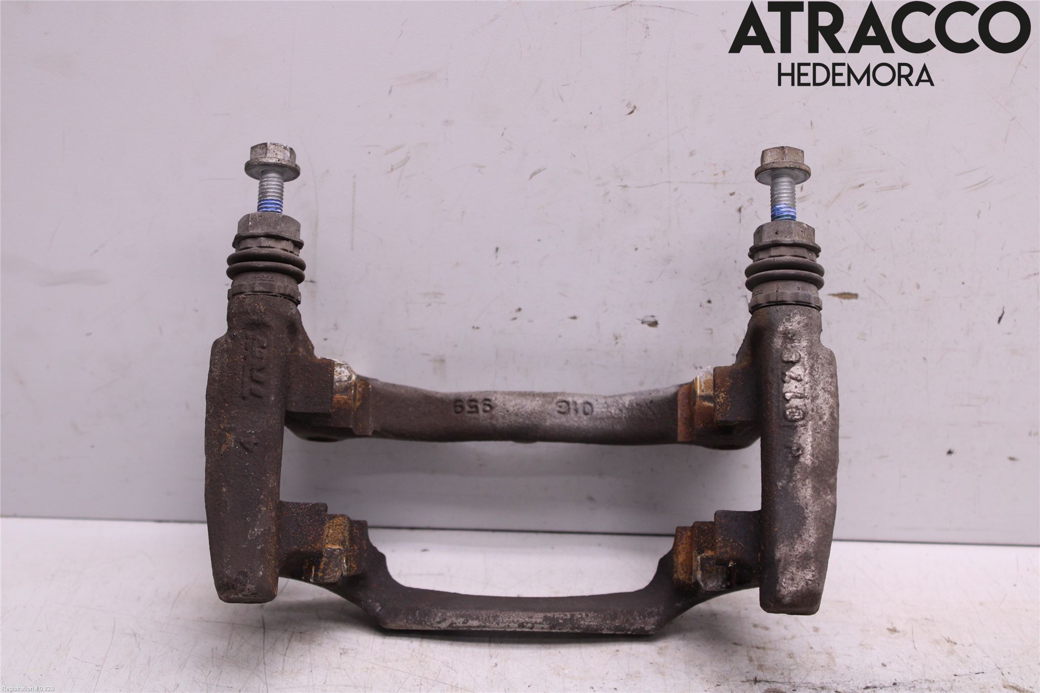 BMW 5 G30/G31/F90 17-23 Bremsecaliper Feste Holder