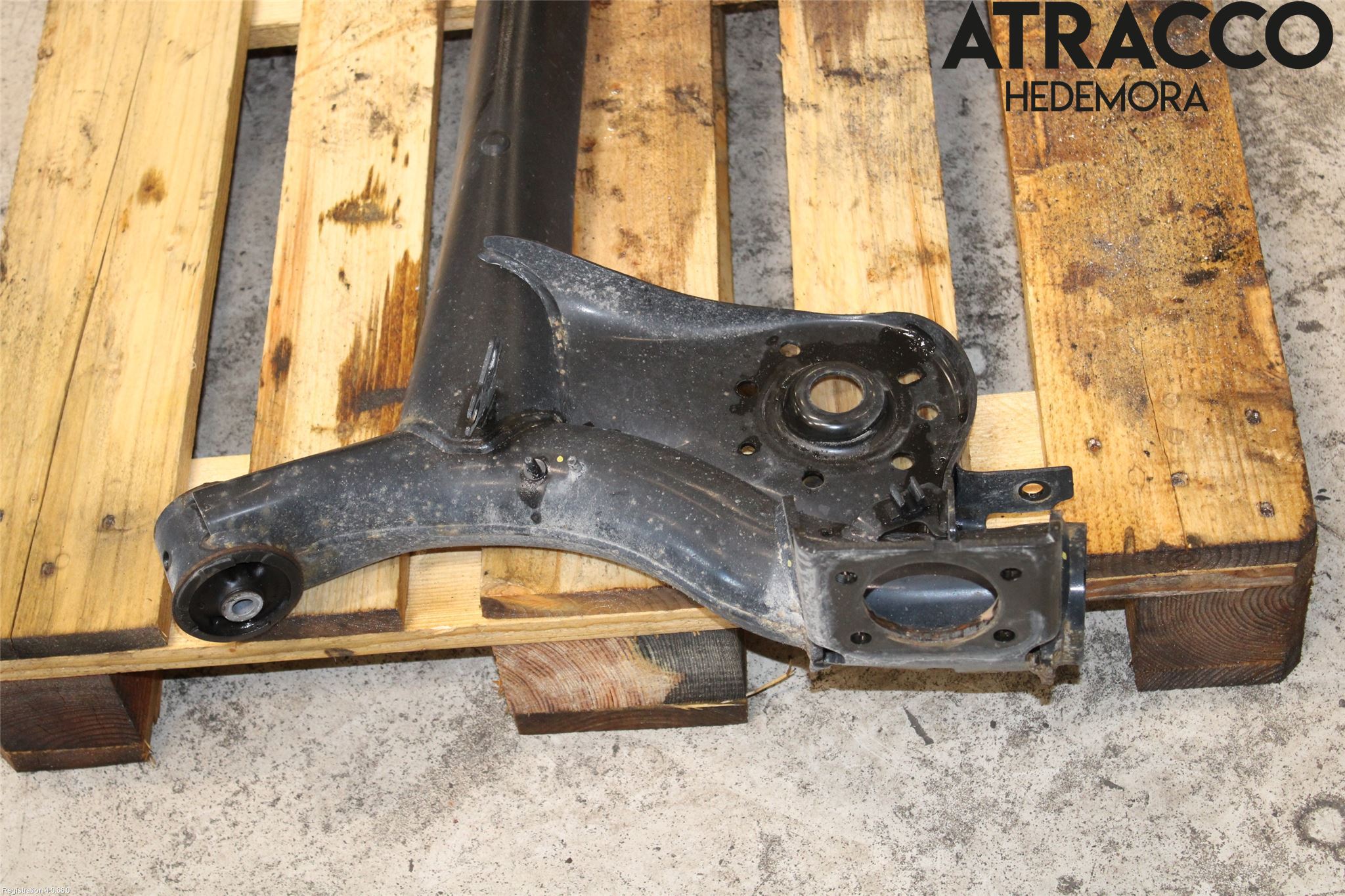 Toyota AYGO 15-21 Bakaksel Feste Travers-Ramme