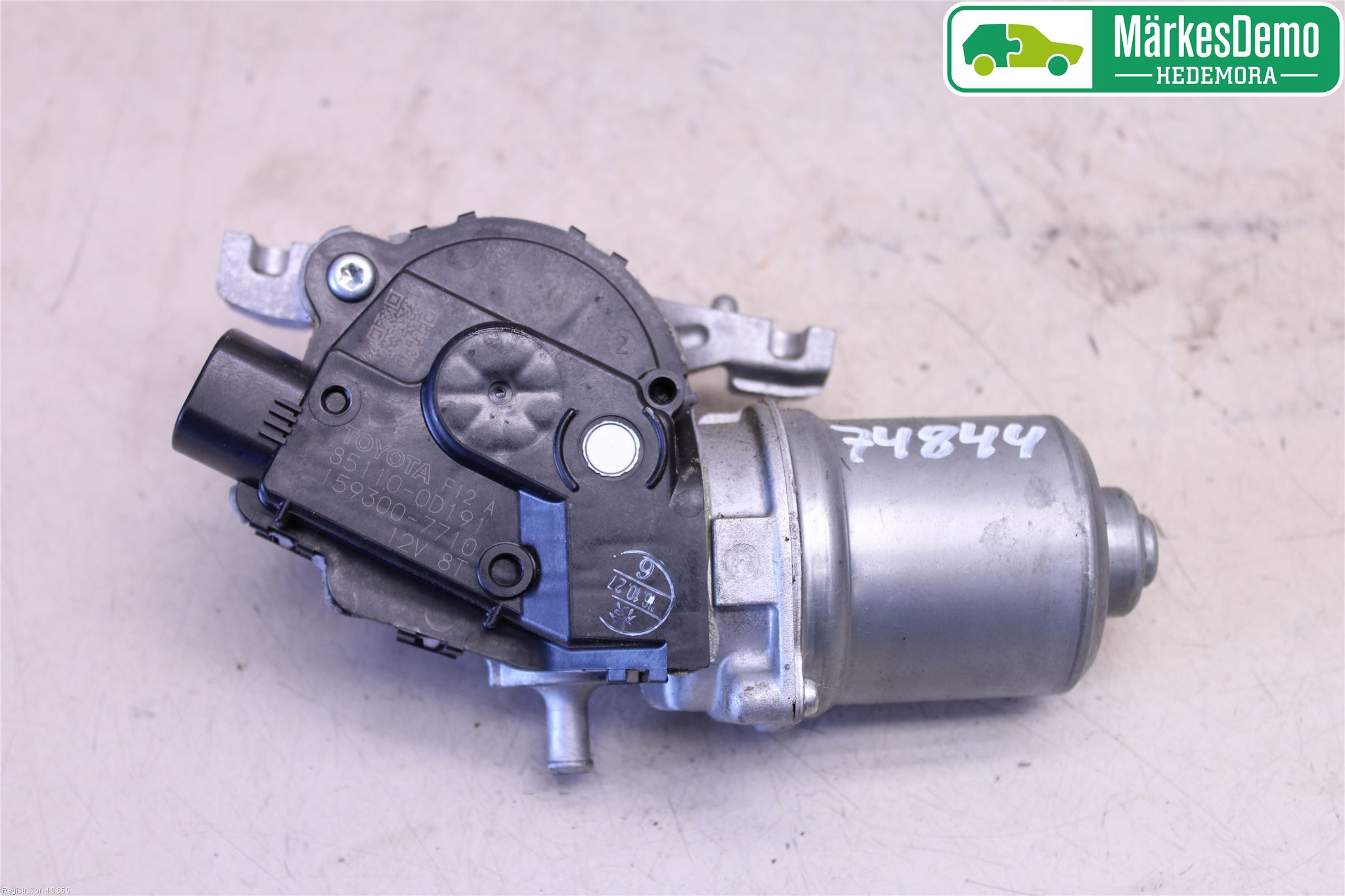 Toyota YARIS XP130 15-20 Viskermotor Frontrute