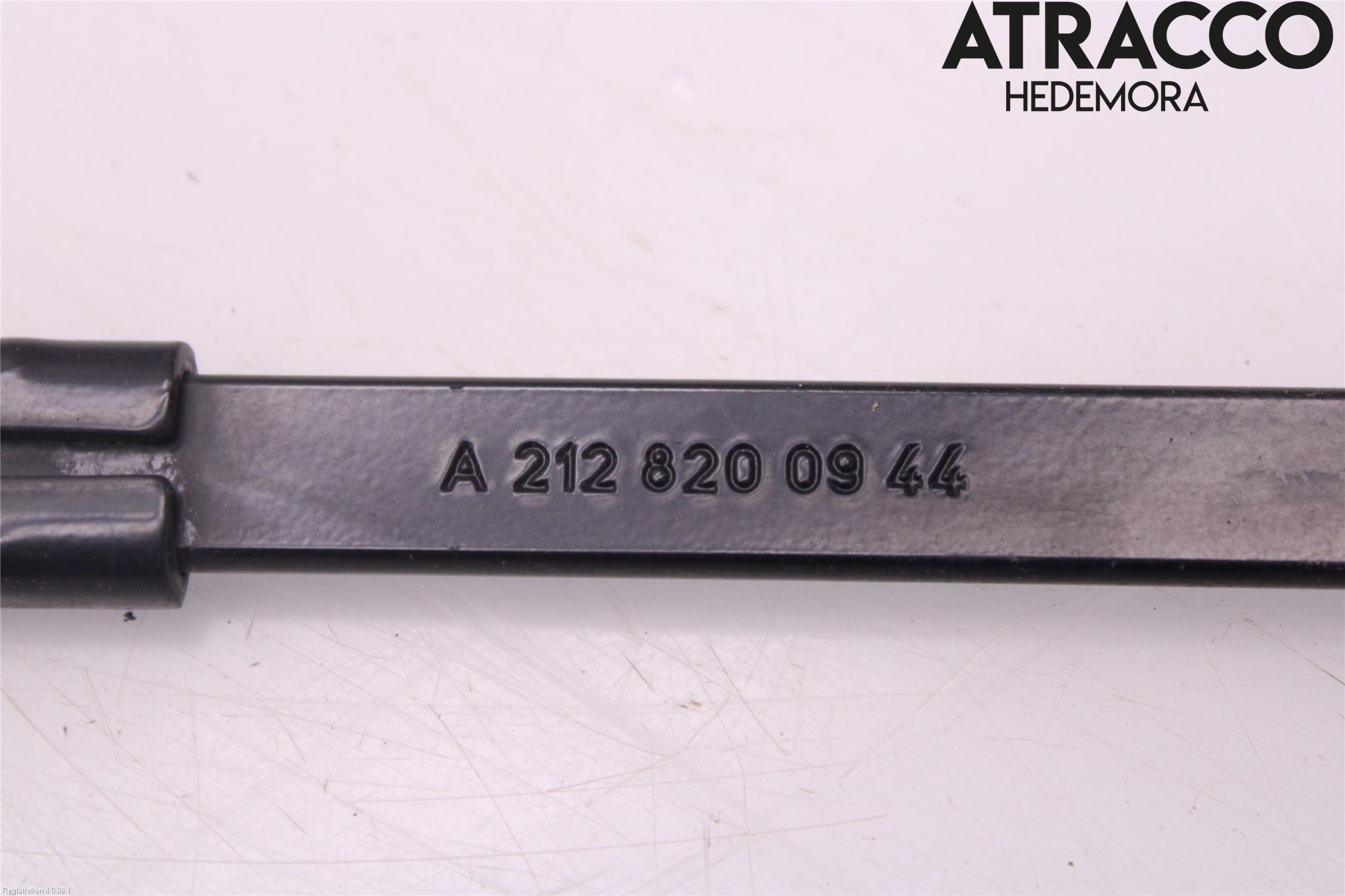 Mercedes-Benz MB E-KLASS (W212) 09-16 Viskerarm-Armer Frontrute