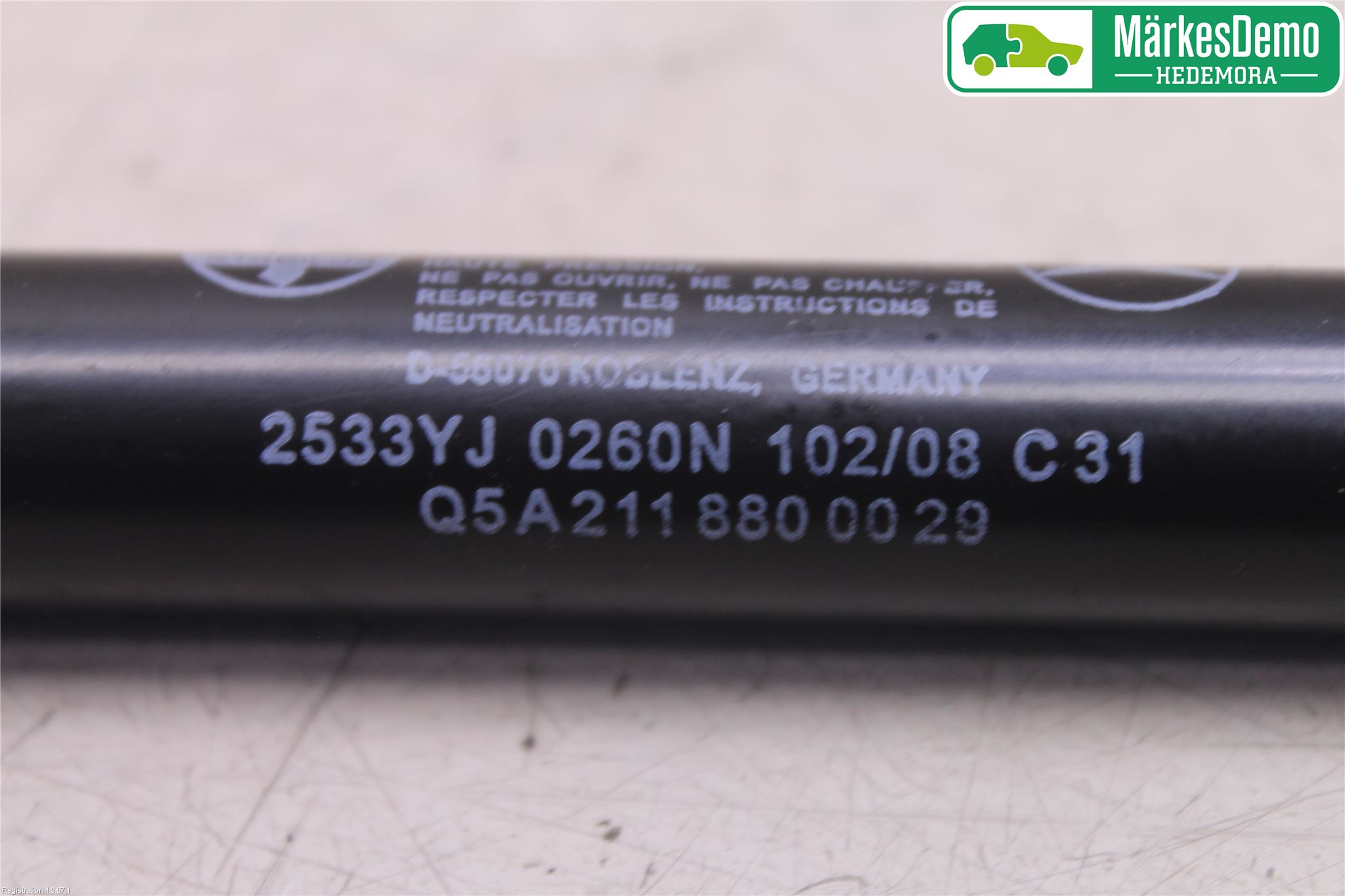 Mercedes-Benz MB CLS (C219) 03-11 Panser Demper-Gassfjær
