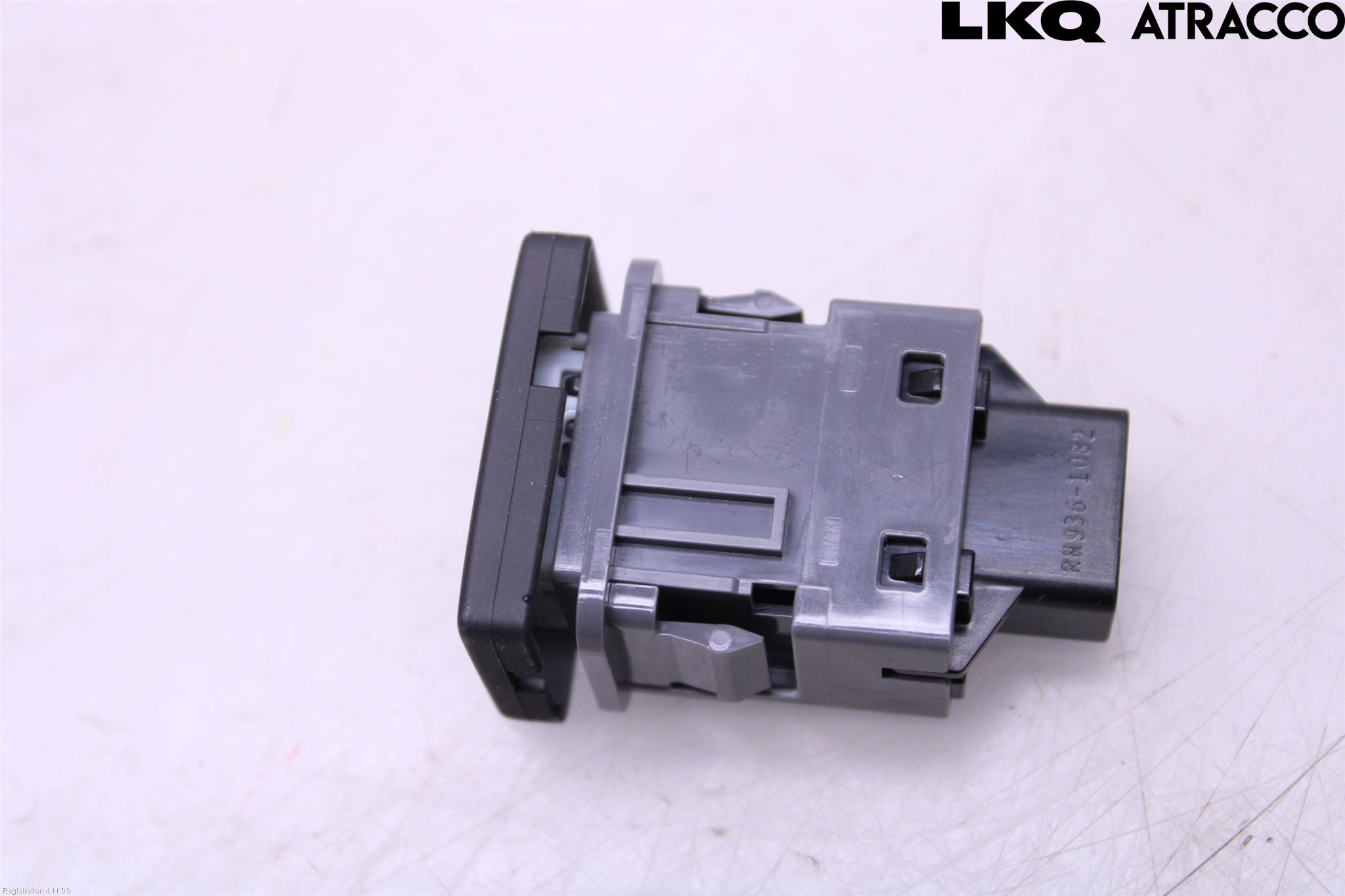 Toyota C-HR 16-23 Bryter Drivstoff Tankluke
