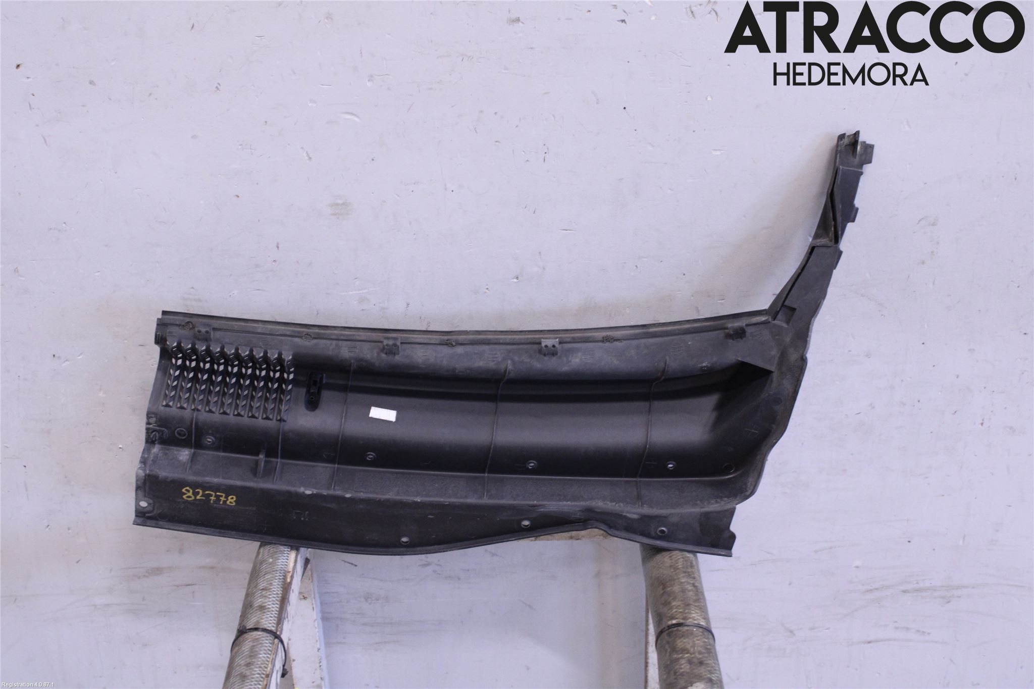 Opel ANTARA Visker Deksel-Grill-Under Frr
