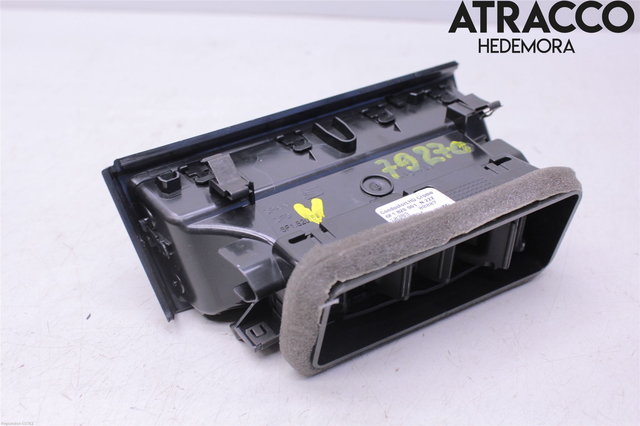 Seat IBIZA V 17-20 Dashbord Kanal - Dyse