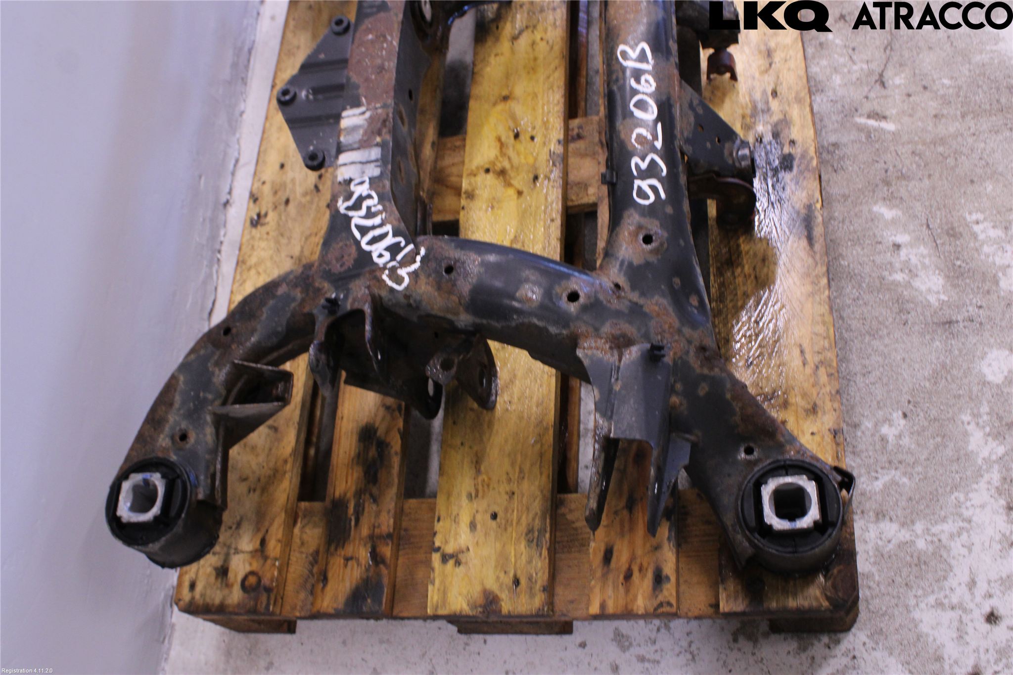 BMW X5 F15 13-18 Bakaksel Feste Travers-Ramme