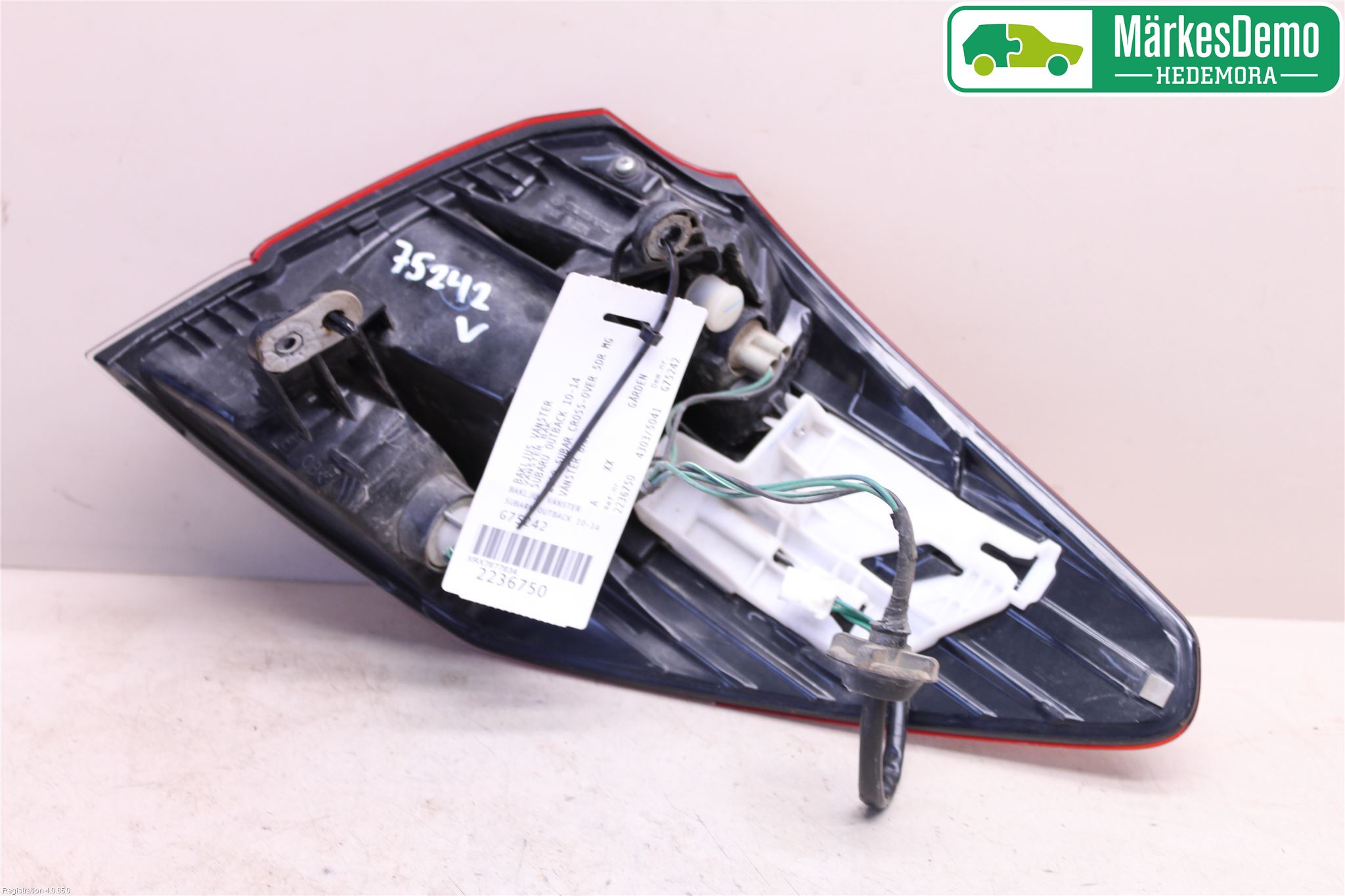 Subaru OUTBACK 10-15 Baklykt Venstre