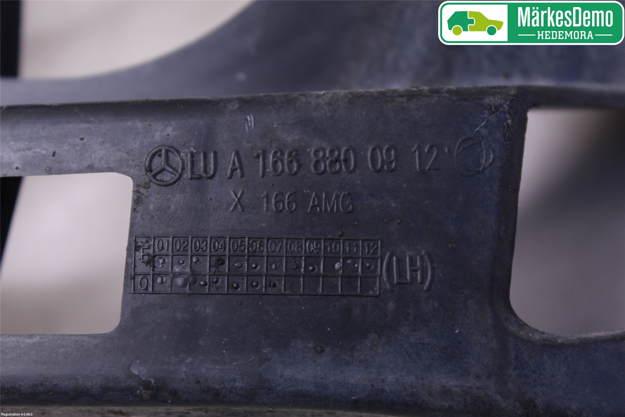 Mercedes-Benz MB GL/GLS-KLASS (X166) 12-19 Støtfangerfeste Bak Venstre