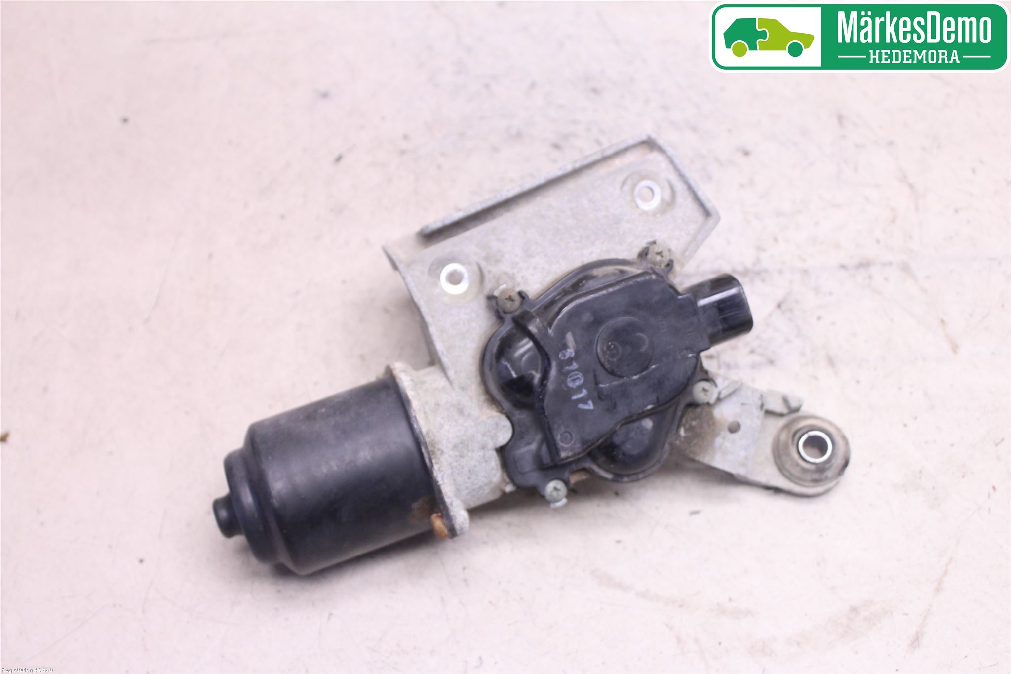 Nissan NAVARA 05-16 Viskermotor Frontrute