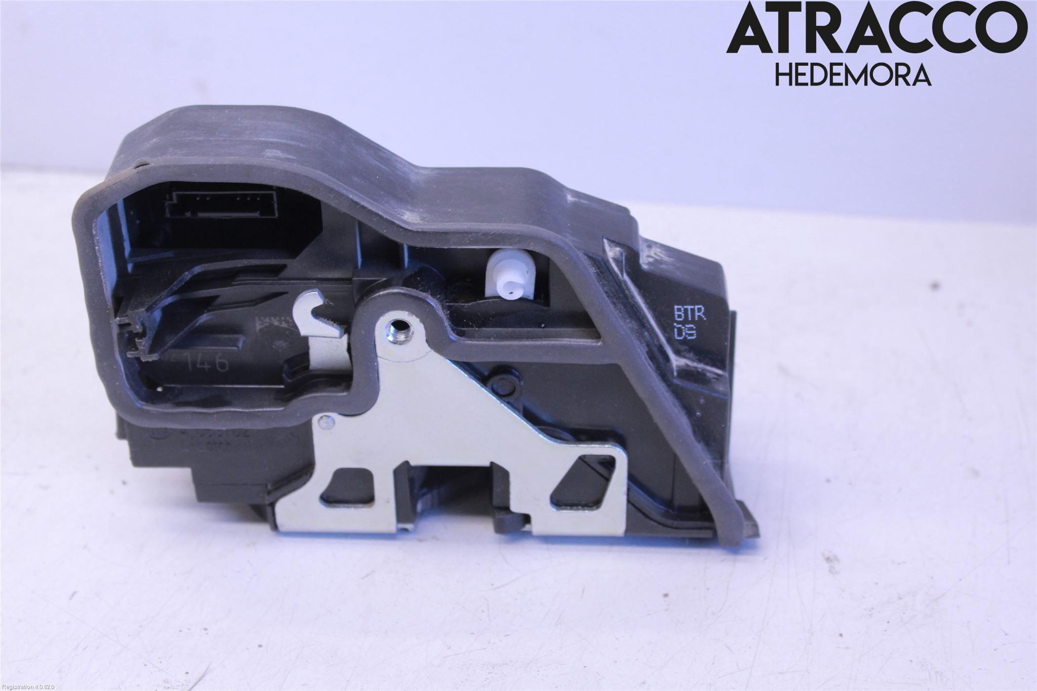 BMW 5 F10/F11/F18 09-17 Dørlås - Låsekasse