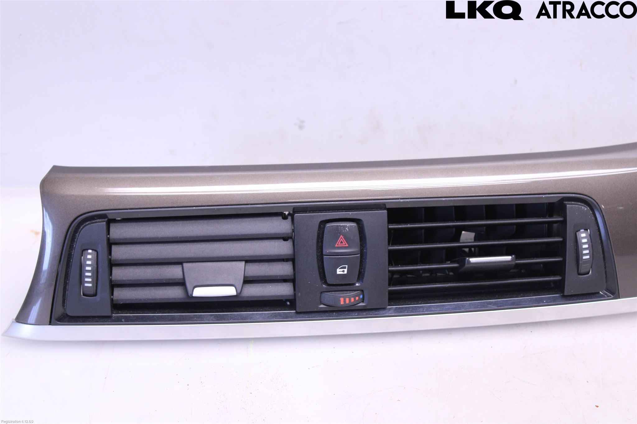BMW 3 F30/F31/F80 12-19 Dashbord Kanal - Dyse