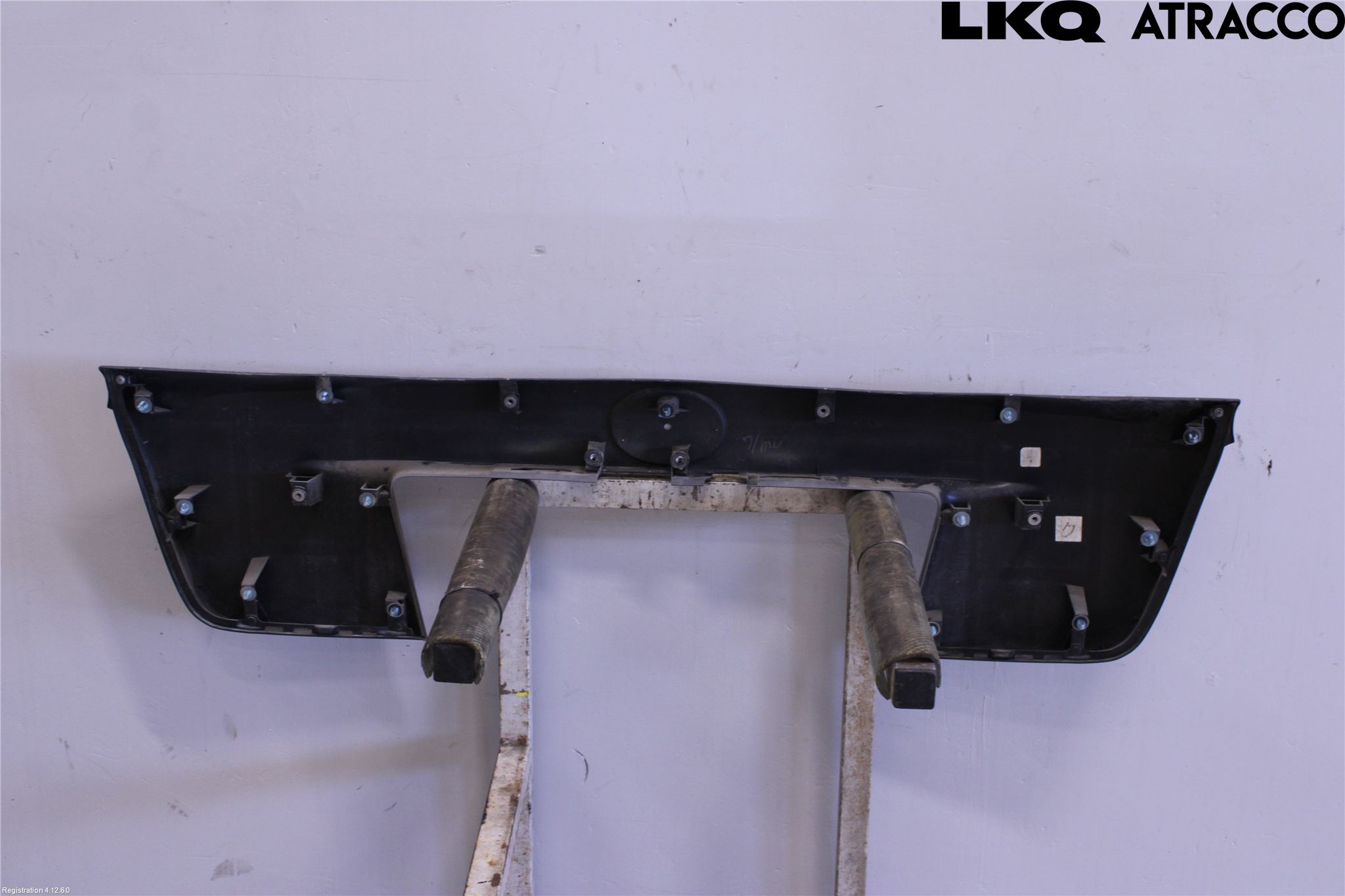 Toyota PRIUS (ZVW50) 16-21 Refleksplate - Skiltplate