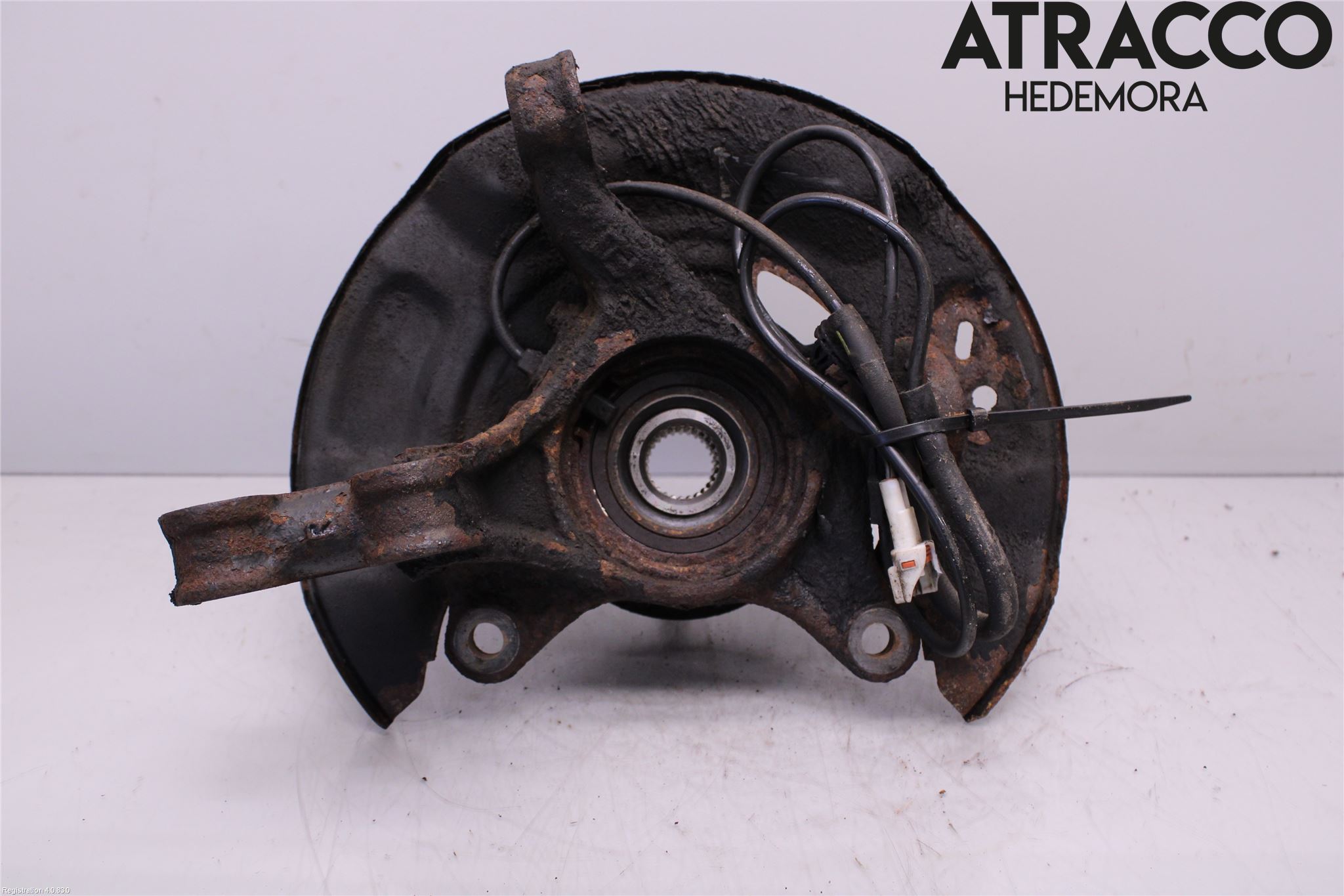 Toyota YARIS XP90 06-11 Spindel Hf