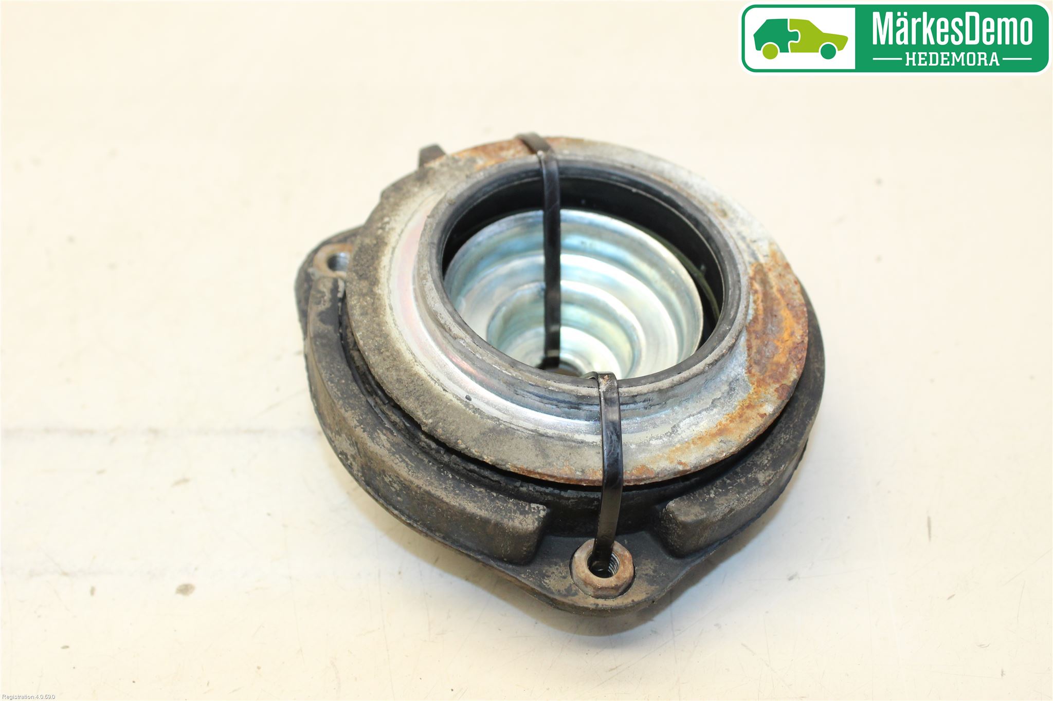 Volkswagen VW GOLF VI 09-13 Fjærbein Lager Foran