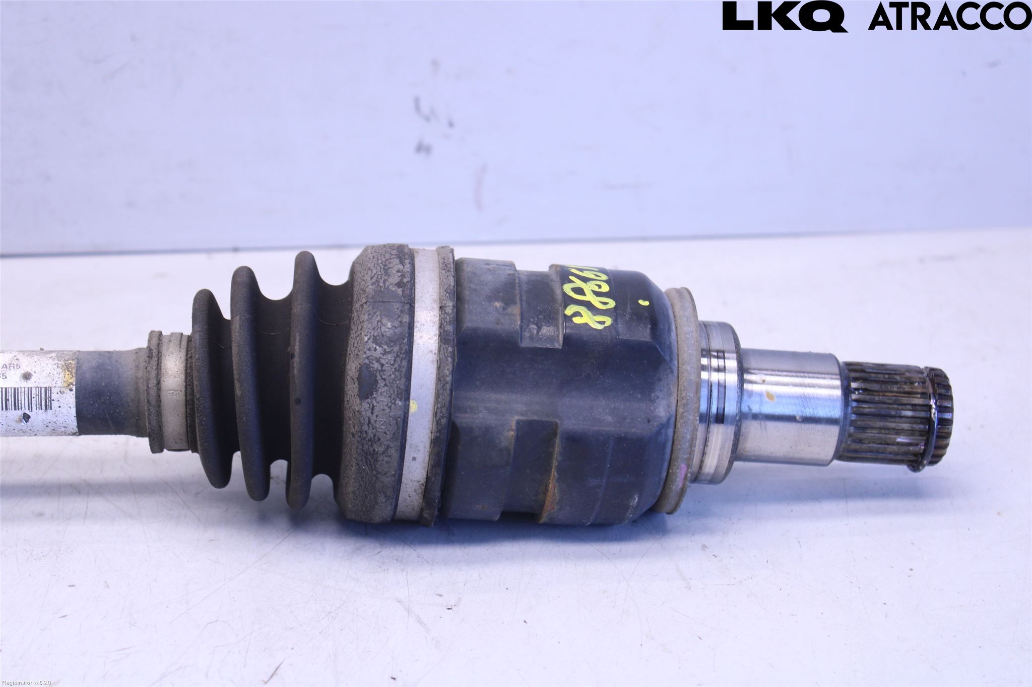 Toyota AURIS 13-19 Drivaksel Foran Kompl Venstre