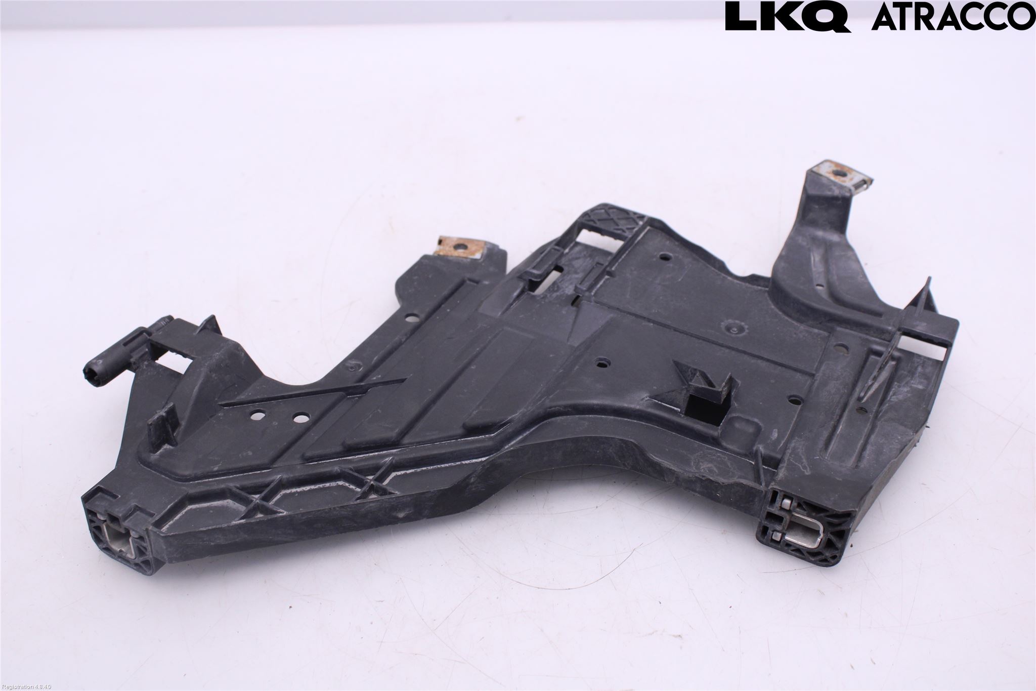 Audi A4/S4 08-11 Frontlykt Holder-Feste