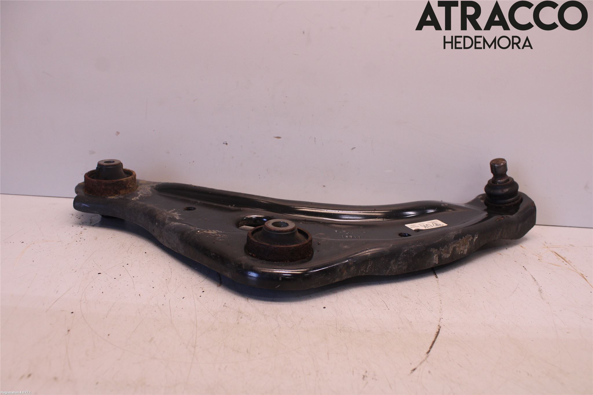 Nissan QASHQAI 14-17 Bærearm Foran Venstre Nedre