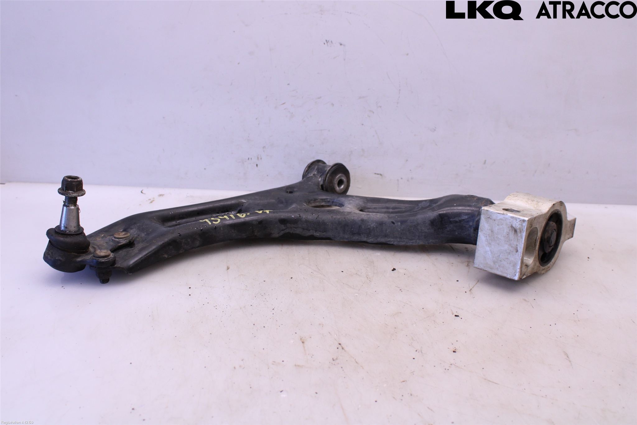 Volkswagen VW PASSAT 11-14 Bærearm Foran Venstre Nedre