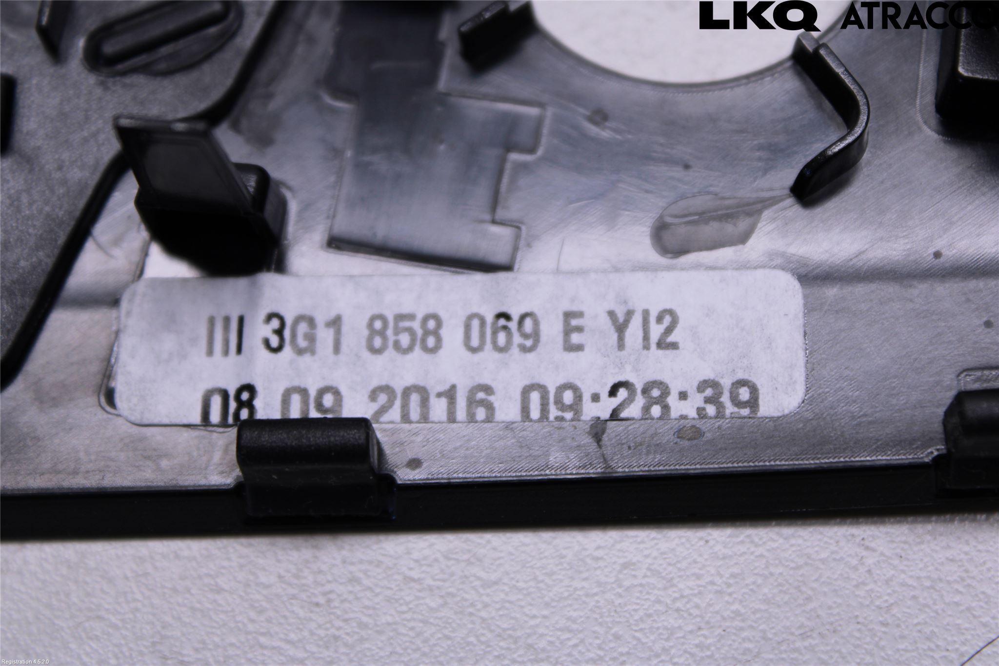 Volkswagen VW PASSAT 15-19 Innr Radio Ramme