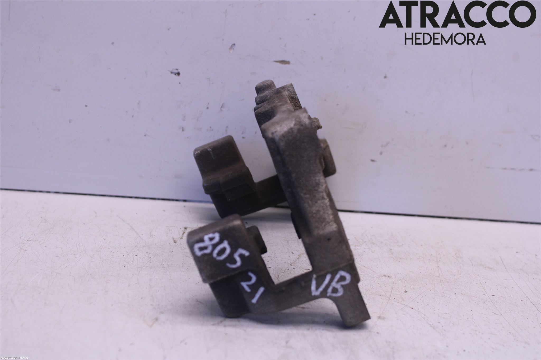 Mercedes-Benz MB C-KLASS (W205) 14-21 Bremsecaliper Feste Holder