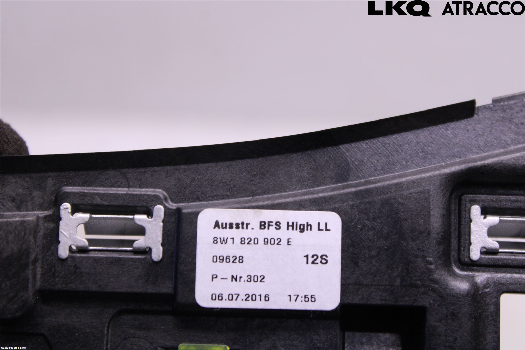 Audi A4/S4 B9 16-19 Dashbord Kanal - Dyse