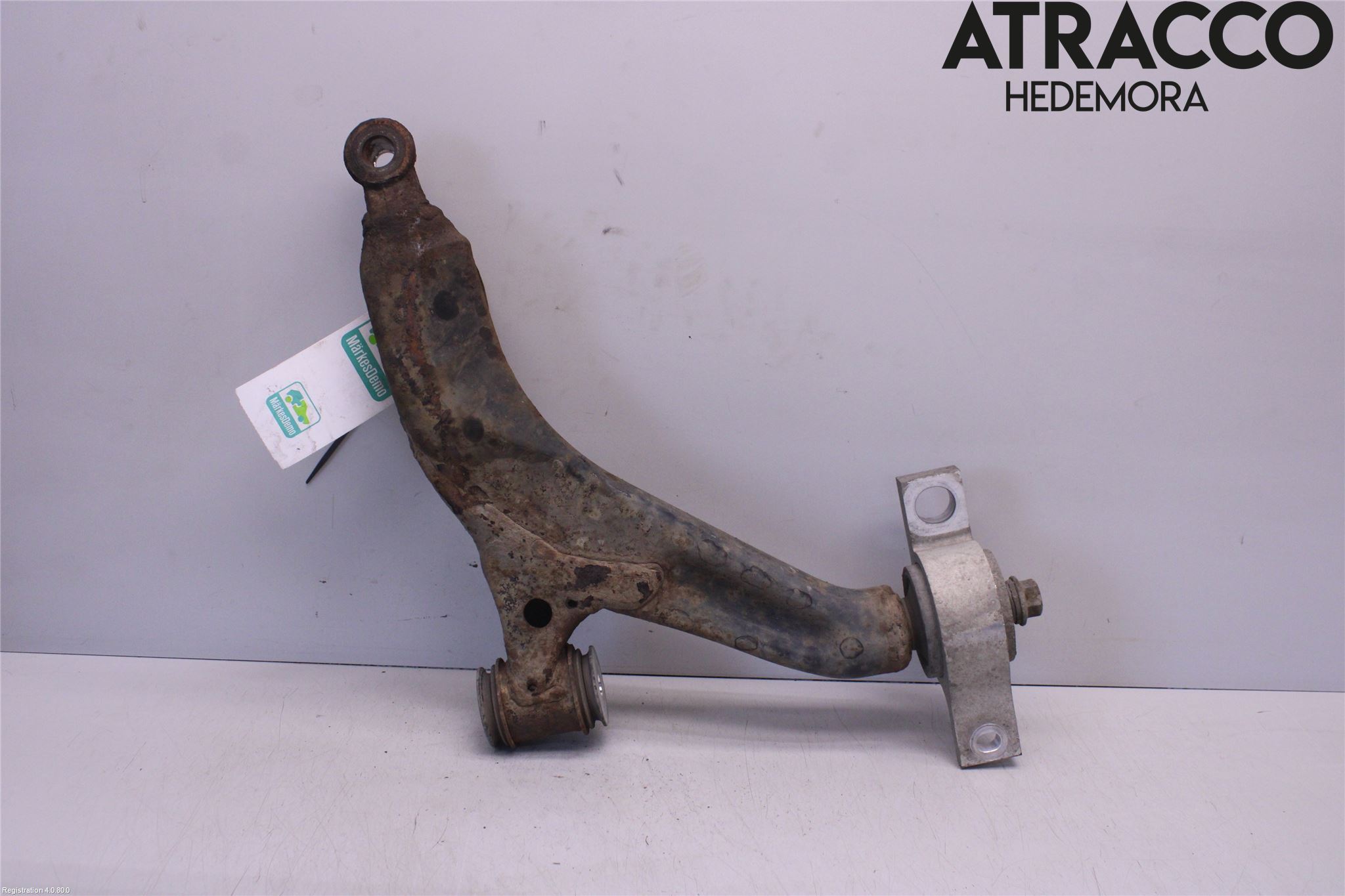 Lexus IS 220d/250/350 06-13 Bærearm Foran Venstre Nedre