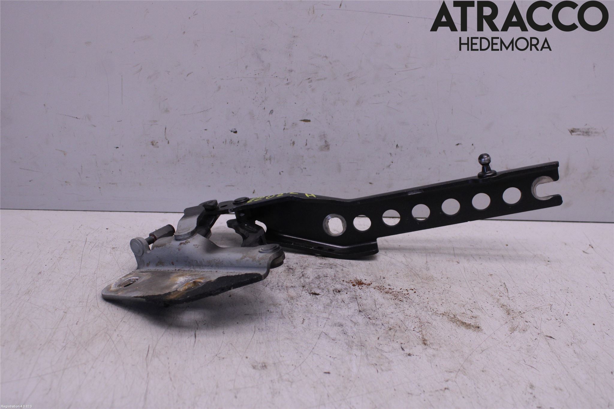 Audi A8/S8 4E  02-09 Panser Hengsel - Hengsler