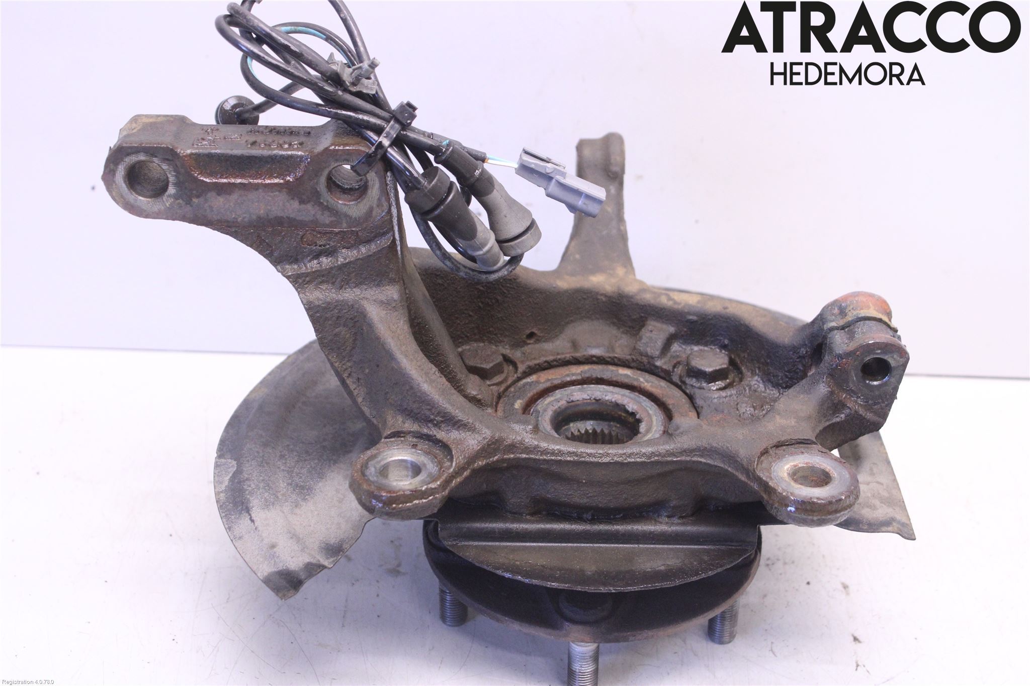 Nissan JUKE 14-19 Spindel Vf