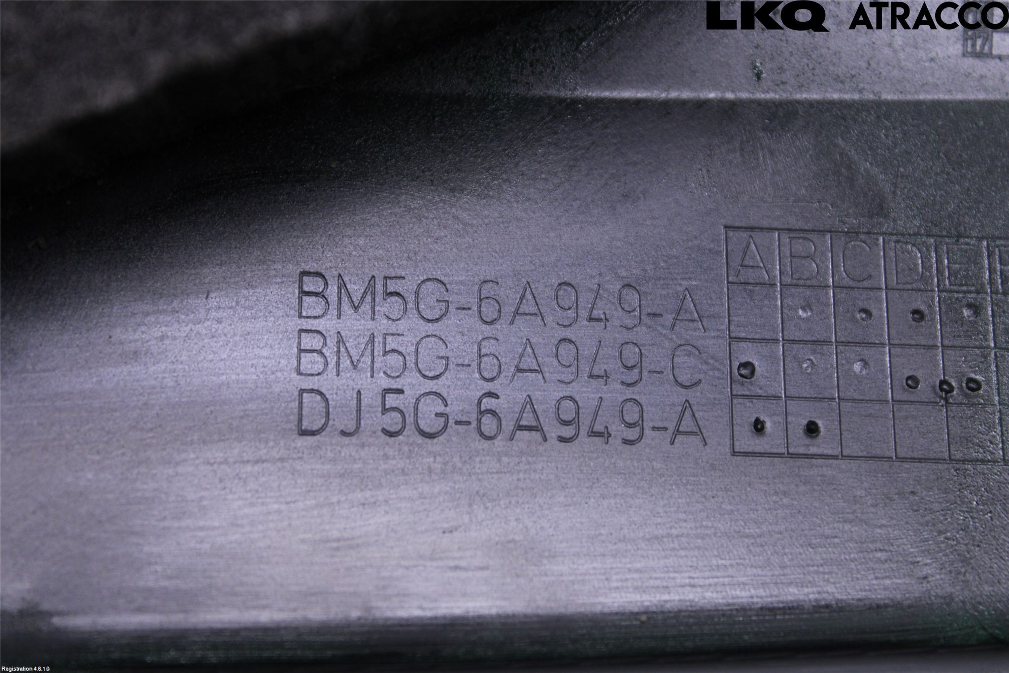 Volvo V40 12-19 Motor Deksel Over Motor