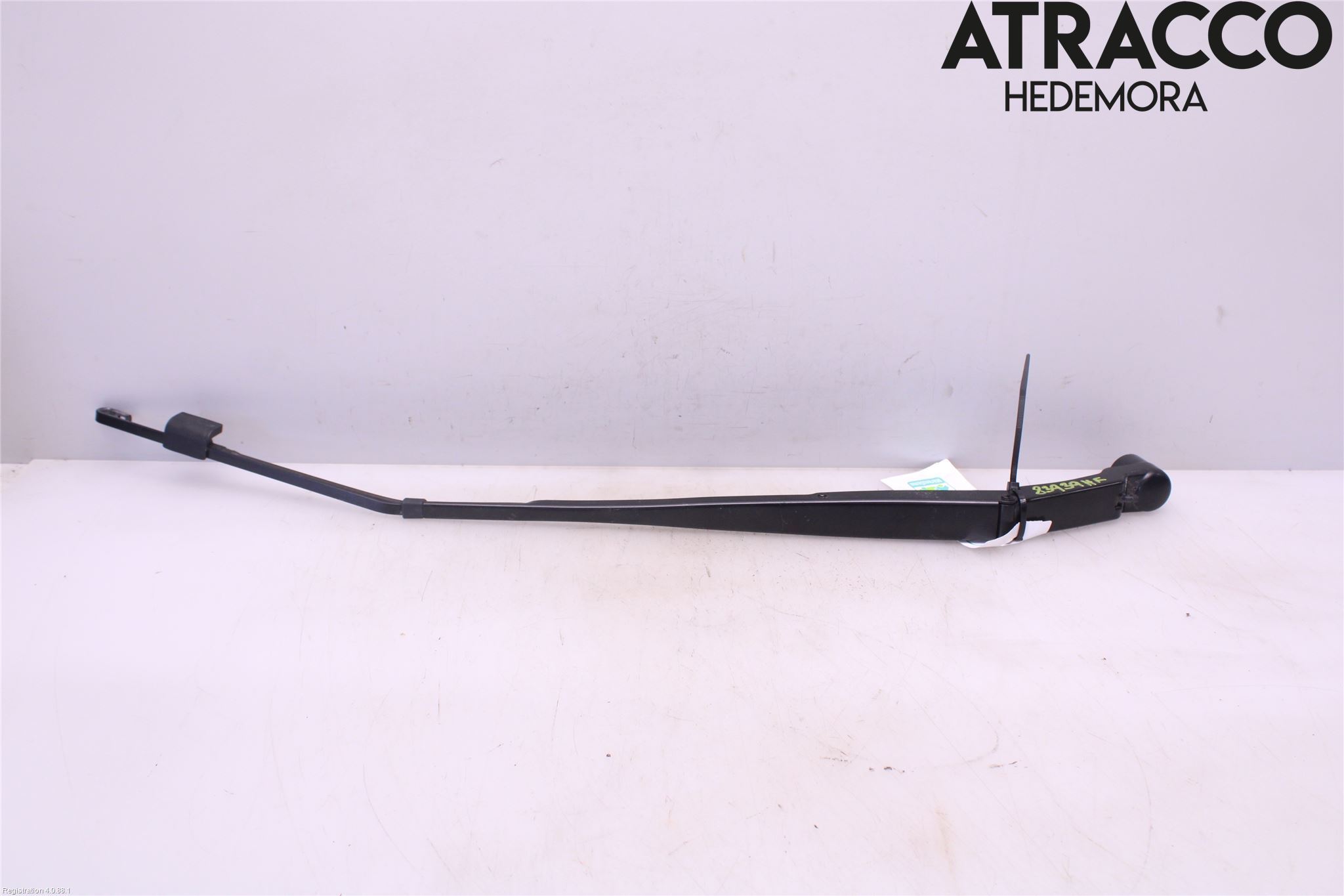 Mazda 3 IV 19- Viskerarm-Armer Frontrute
