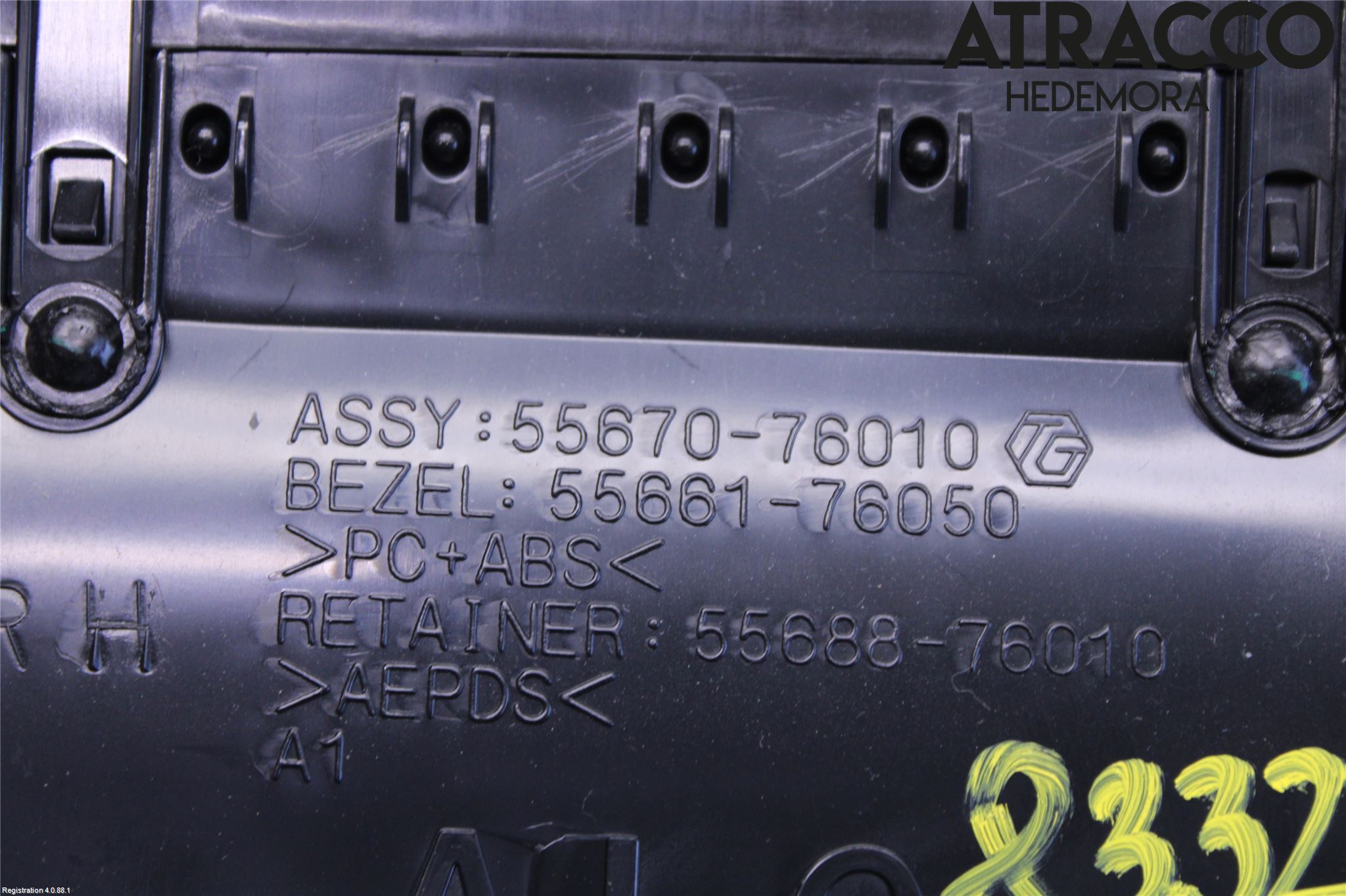 Lexus CT 200h Dashbord Kanal - Dyse