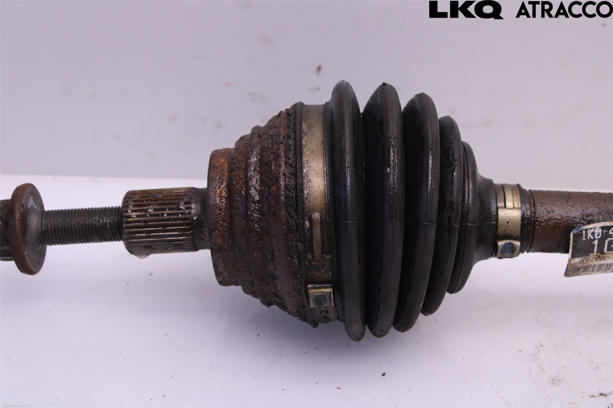 Volkswagen VW GOLF VI 09-13 Drivaksel Foran Kompl Venstre