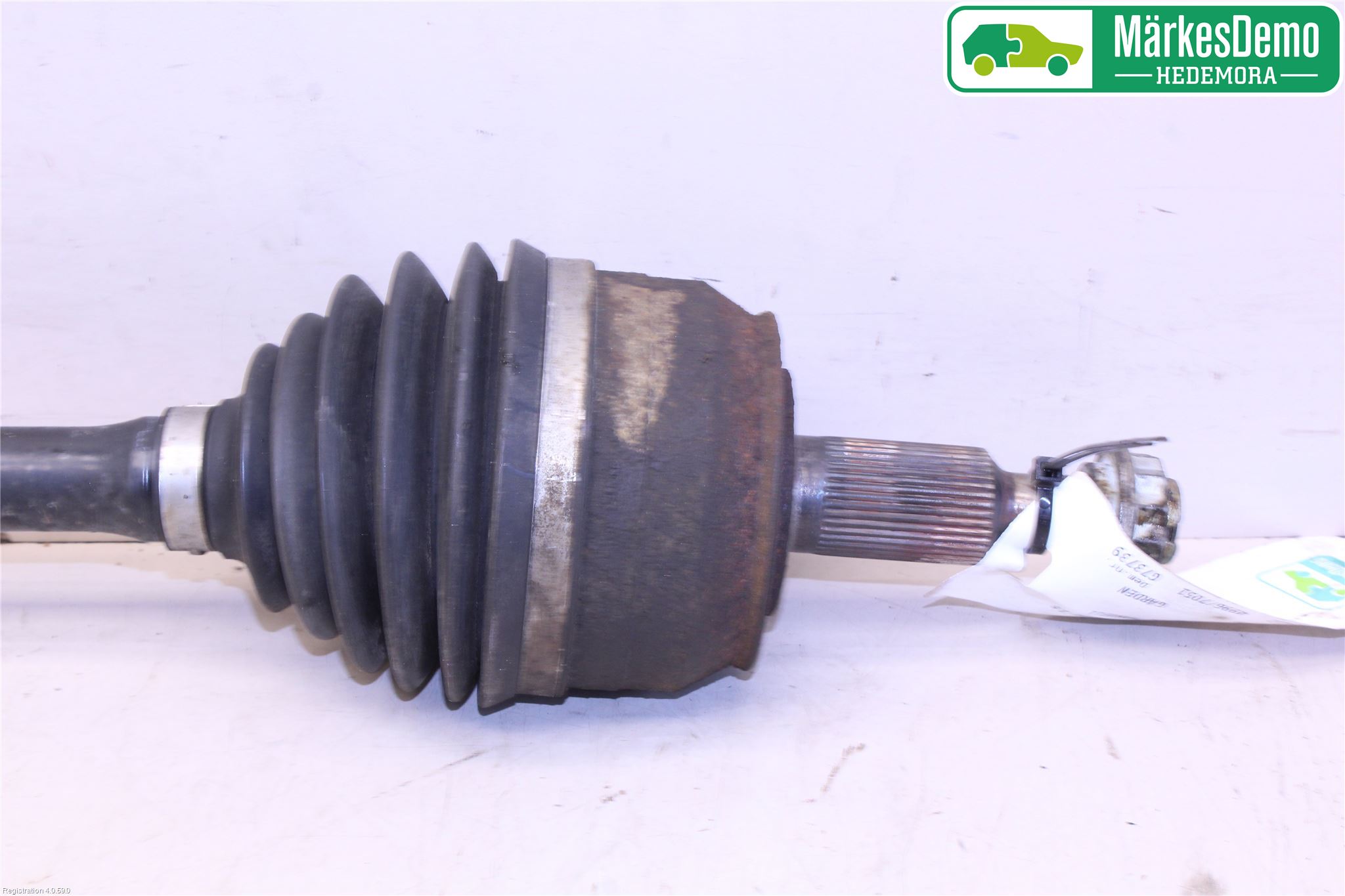 Volkswagen VW TRANSP/CARAVELLE (T5) 04-15 Drivaksel Foran Kompl Venstre