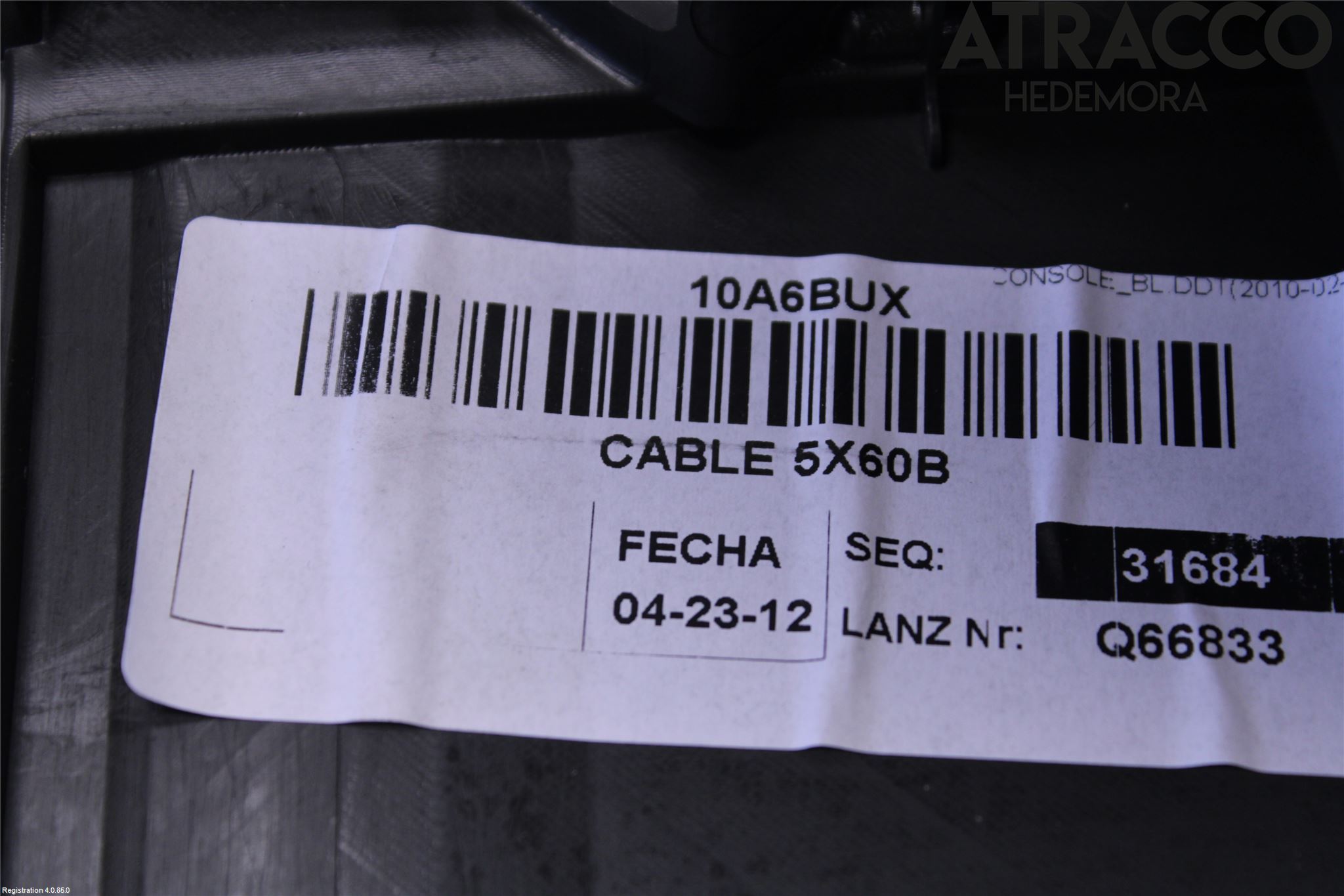 Nissan NAVARA 05-16 Innr Konsoll-Lomme