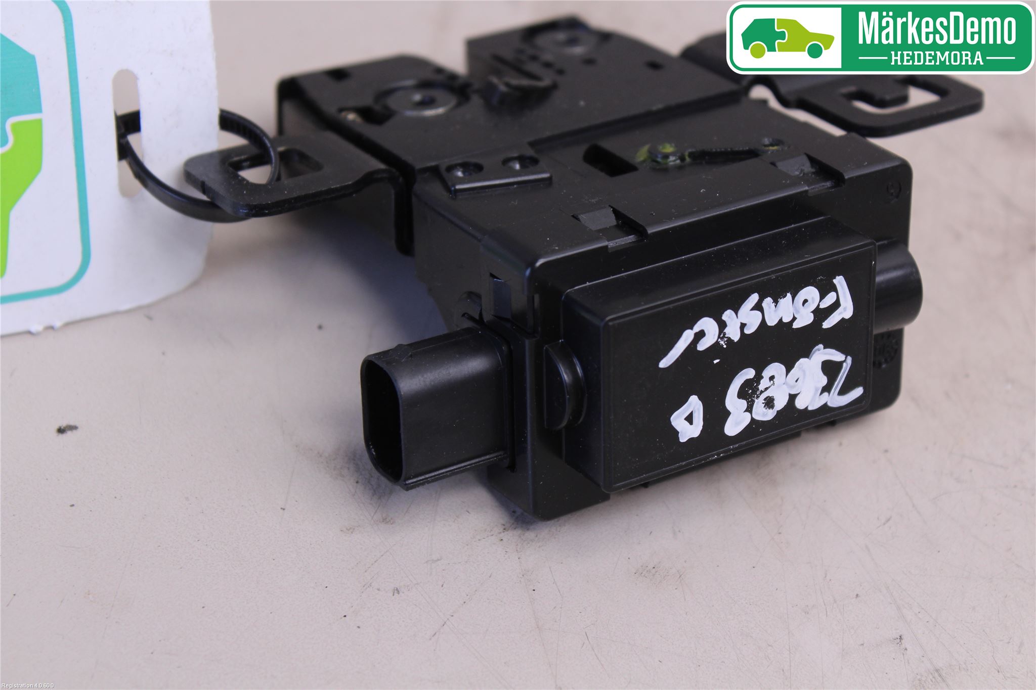 Landrover RANGE ROVER SPORT (L320) 10-13 Bakluke-Lokk Låsekasse