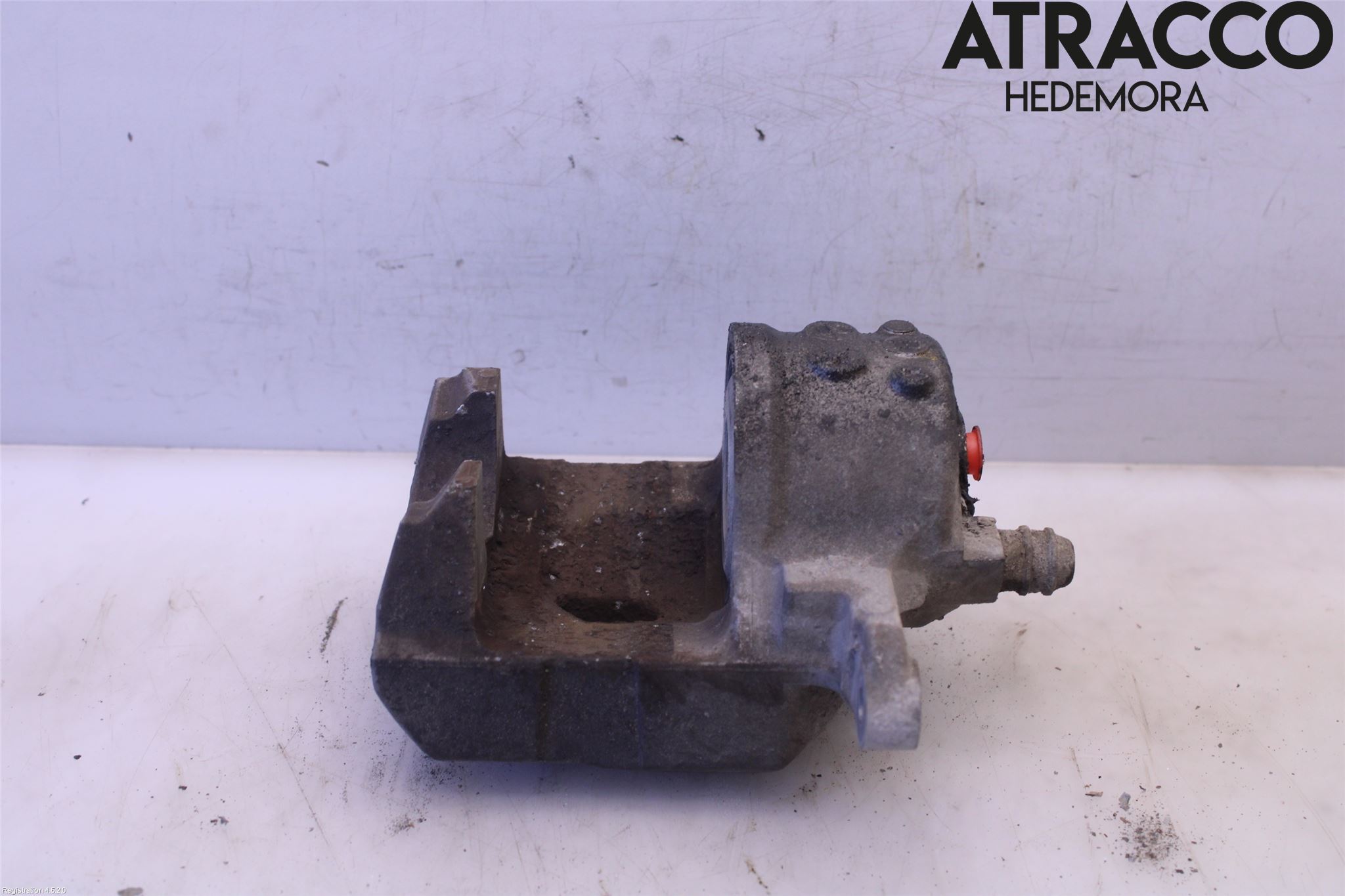 Toyota PRIUS (ZVW50) 16-21 Bremsecaliper Foran Høyre