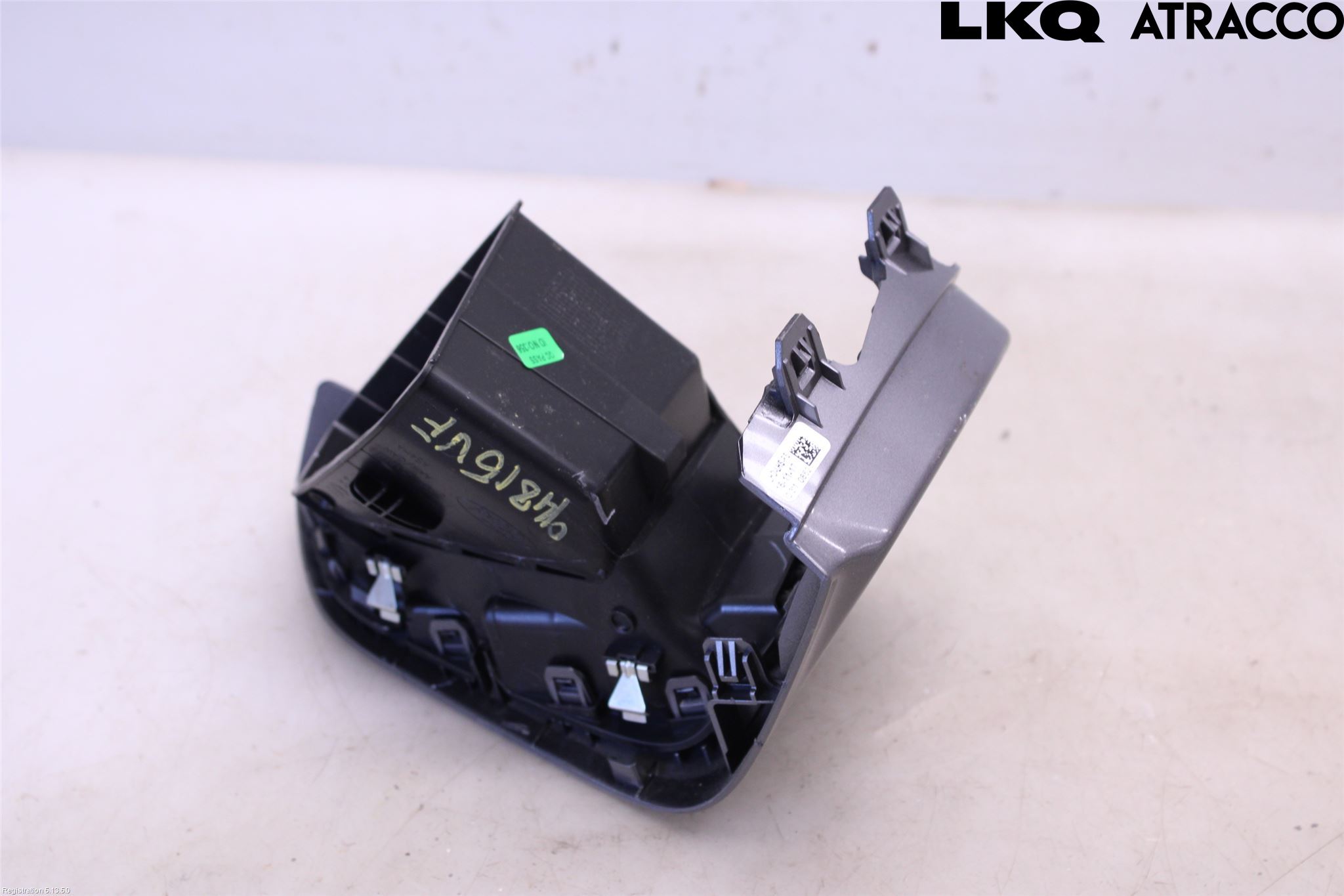 Ford TRANSIT SKÅP/BUSS 14-22 Dashbord Kanal - Dyse