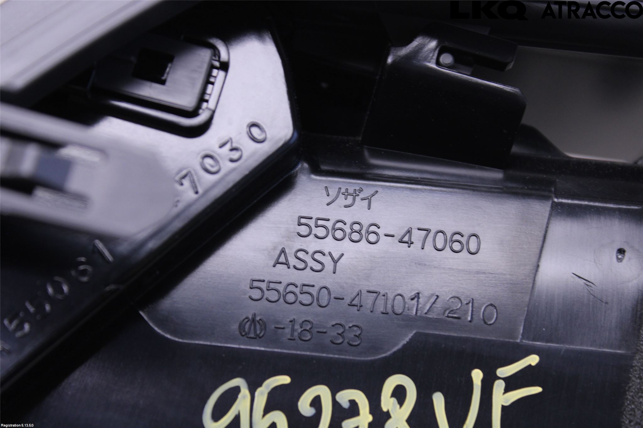 Toyota PRIUS+ ZVW40 12-20 Dashbord Kanal - Dyse