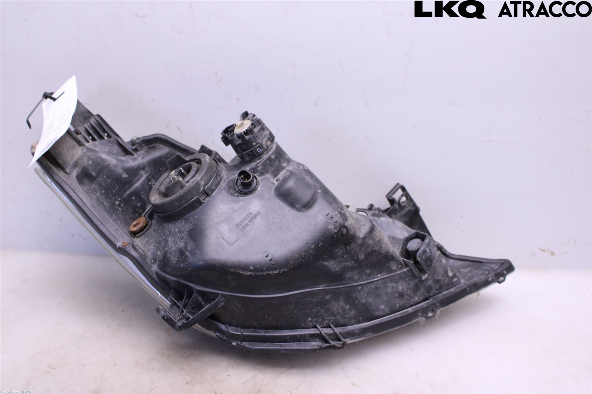 Toyota YARIS XP130 12-14 Frontlykt Venstre