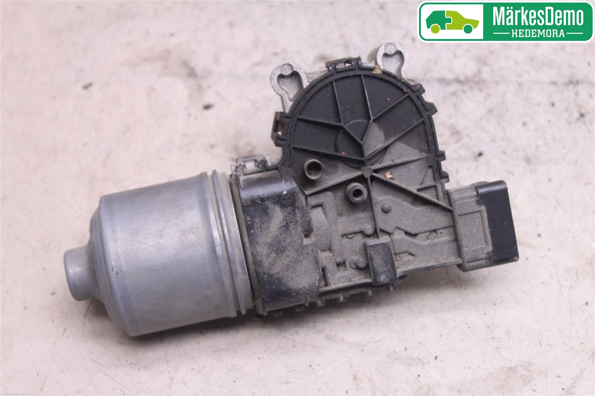 Peugeot 208 12-15 Viskermotor Frontrute