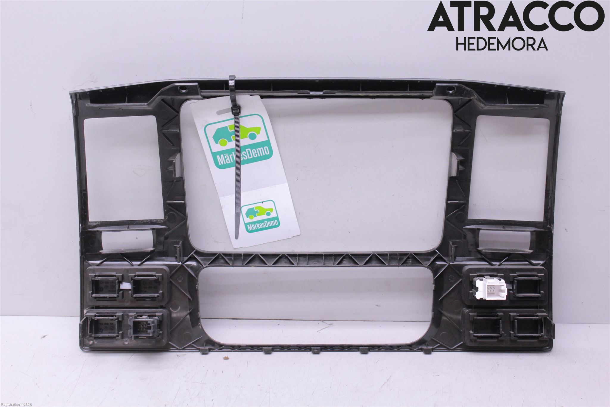 Volkswagen VW TRANSP/CARAVELLE (T5) 04-15 Innr Radio Ramme