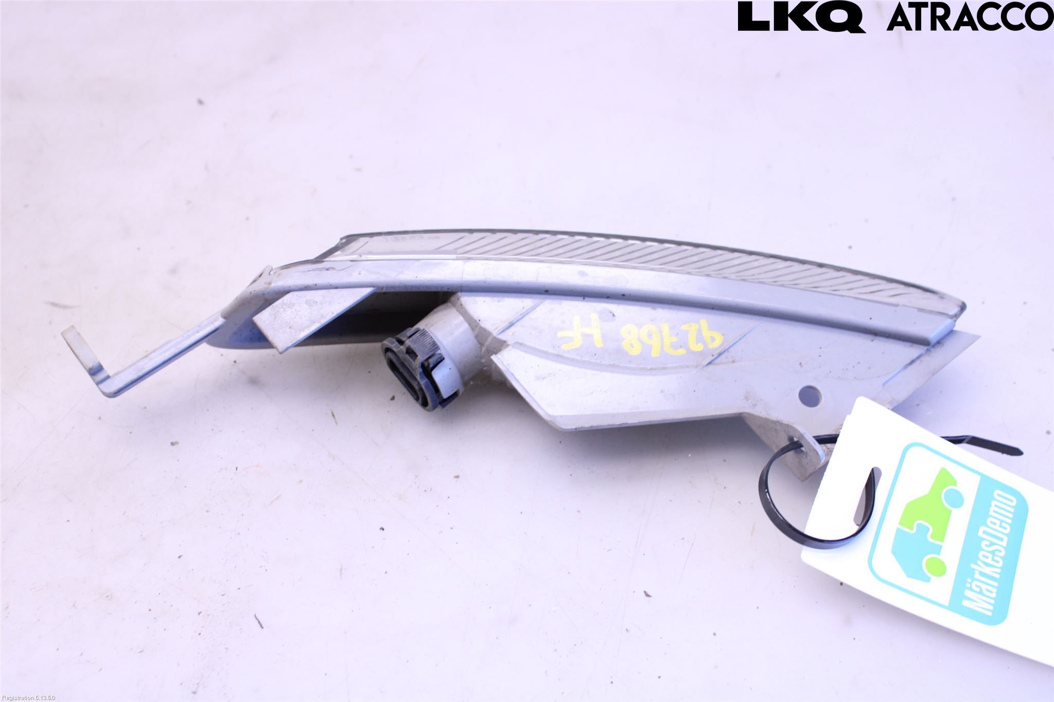 Opel ASTRA J 10-15 Blinklykt Foran Høyre