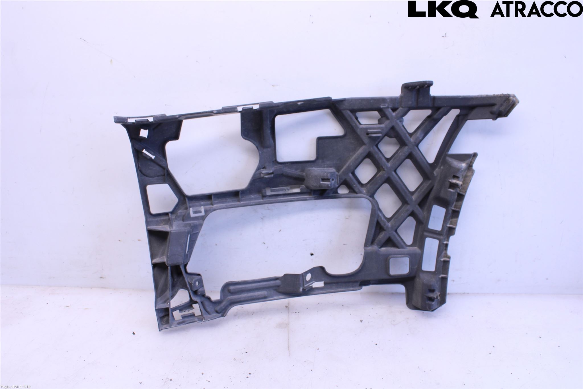 Volkswagen VW GOLF / E-GOLF VII 13-20 Støtfangerfeste Foran Høyre