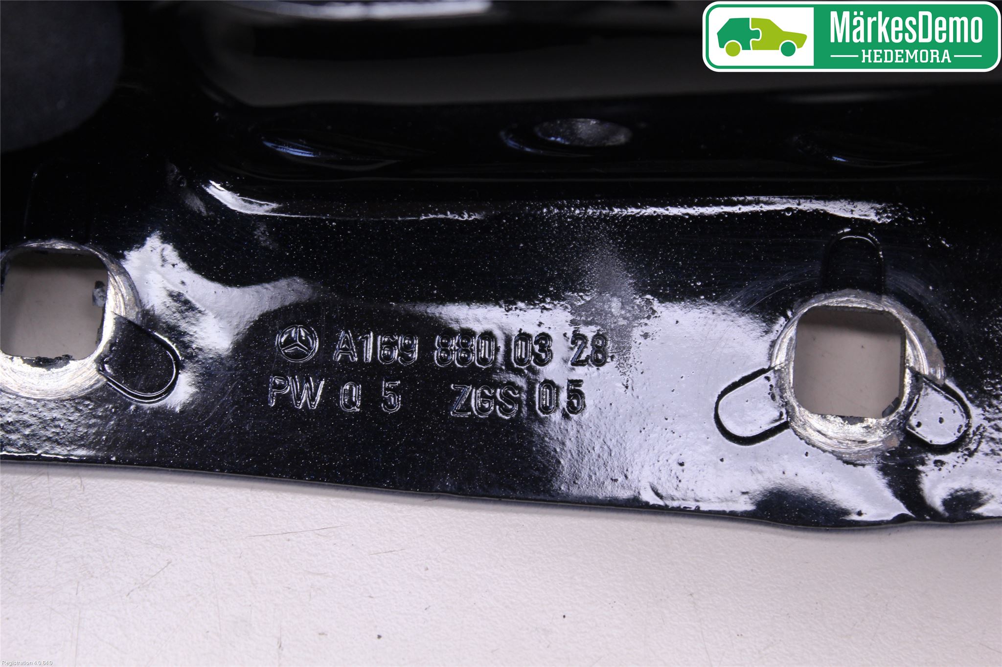 Mercedes-Benz MB B-KLASS (W245) 05-12 Panser Hengsel - Hengsler